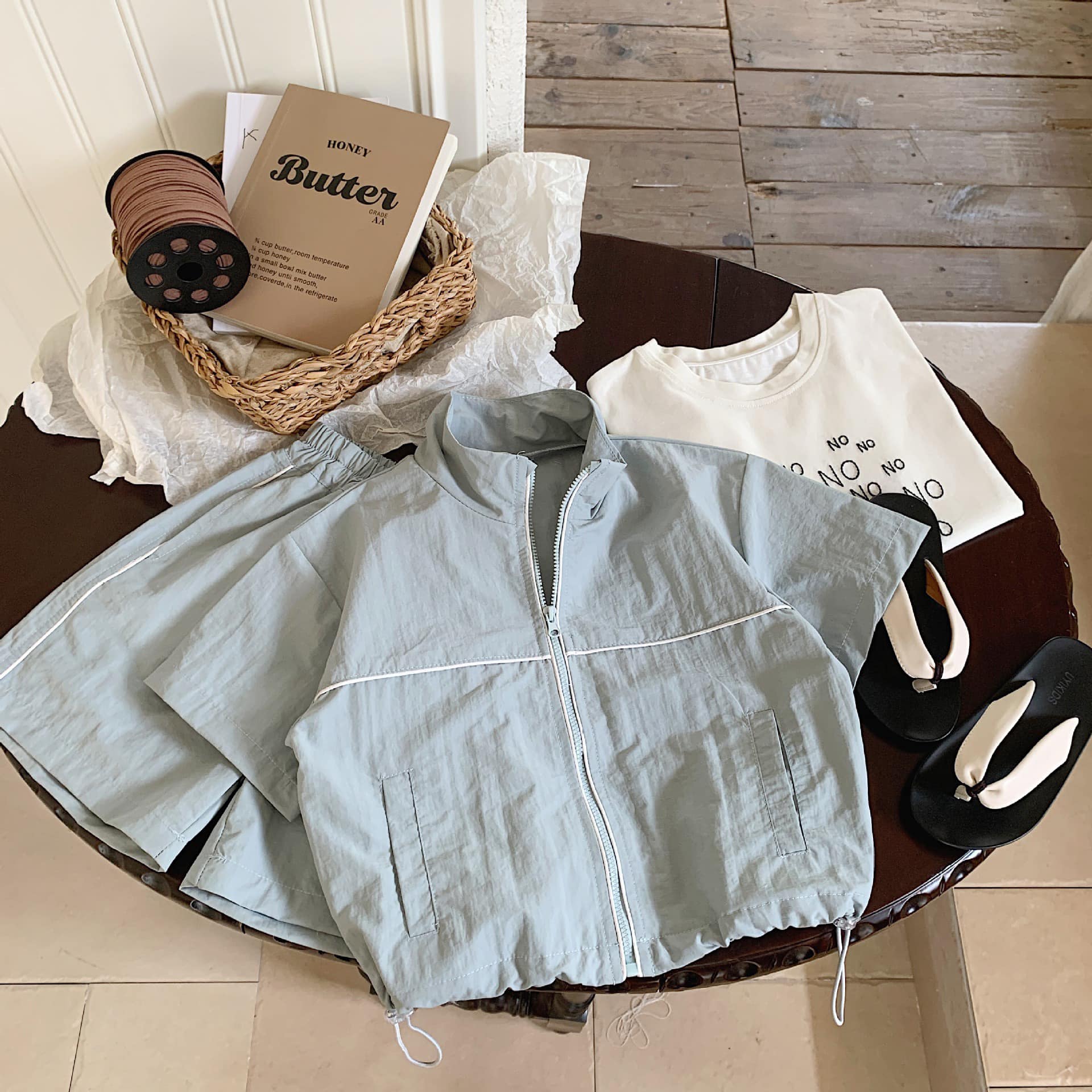 [🆕🇻🇳] Lạc BabyClothing 😎❤️️⭐️ #Newarrival  𝑎𝑡 #LạcBaByclothing
𝑆𝑖𝑧𝑒: 90-100-110-120-130-140.
#order #order2tuan.
, shares-0✔️ , likes-3❤️️ , date-2024-05-21 22:31:24🇻🇳🇻🇳🇻🇳📰🆕