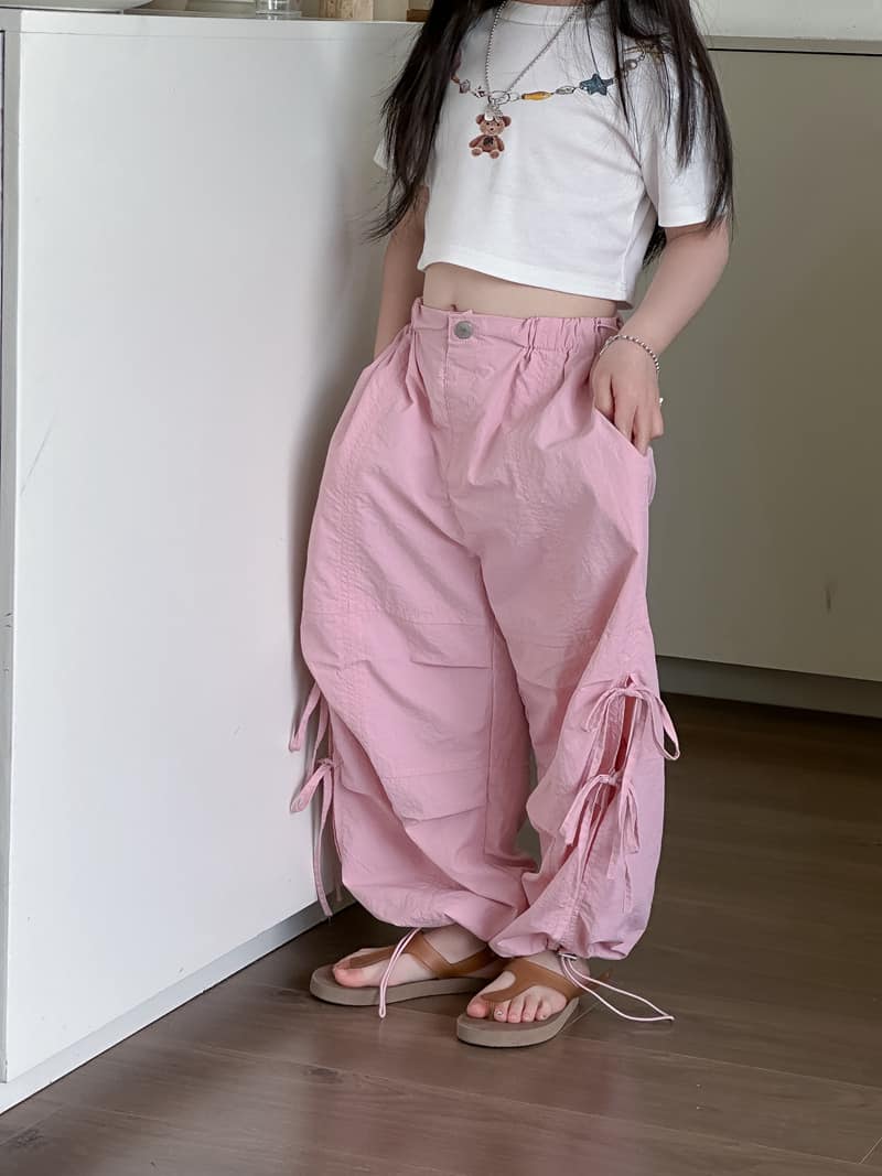 [🆕🇻🇳] MiRi Kids – Nhận bỏ sĩ với giá ưu đãi nhất, ship hàng toàn quốc 🧑‍🧒❤️️👶⭐️ Ngoan xinh iêu
Size 100-160
__________________________________
𝐒𝐡𝐢𝐩 𝐂𝐎𝐃 𝐭𝐨à𝐧 𝐪𝐮ố𝐜 – 𝐊𝐢ể𝐦 𝐭𝐫𝐚 𝐡à𝐧𝐠 𝐭𝐫ướ𝐜 𝐤𝐡𝐢 𝐧𝐡ậ𝐧
Happy clothing – Happy childhood
016 chu , shares-0✔️ , likes-11❤️️ , date-2024-05-15 16:40:31🇻🇳🇻🇳🇻🇳📰🆕