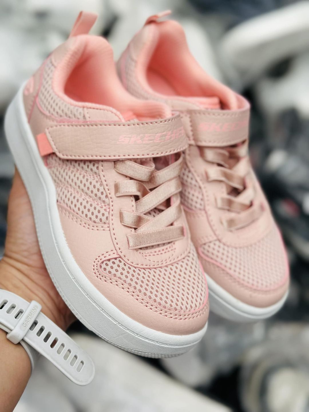 [🆕🇻🇳]  Nhà Ủn – sỉ/lẻ Quần áo trẻ em vnxk, cambodia xuất khẩu, tqxk 😎❤️️⭐️ Skechers size 29
380k
, shares-0✔️ , likes-0❤️️ , date-2024-05-29 03:18:51🇻🇳🇻🇳🇻🇳📰🆕