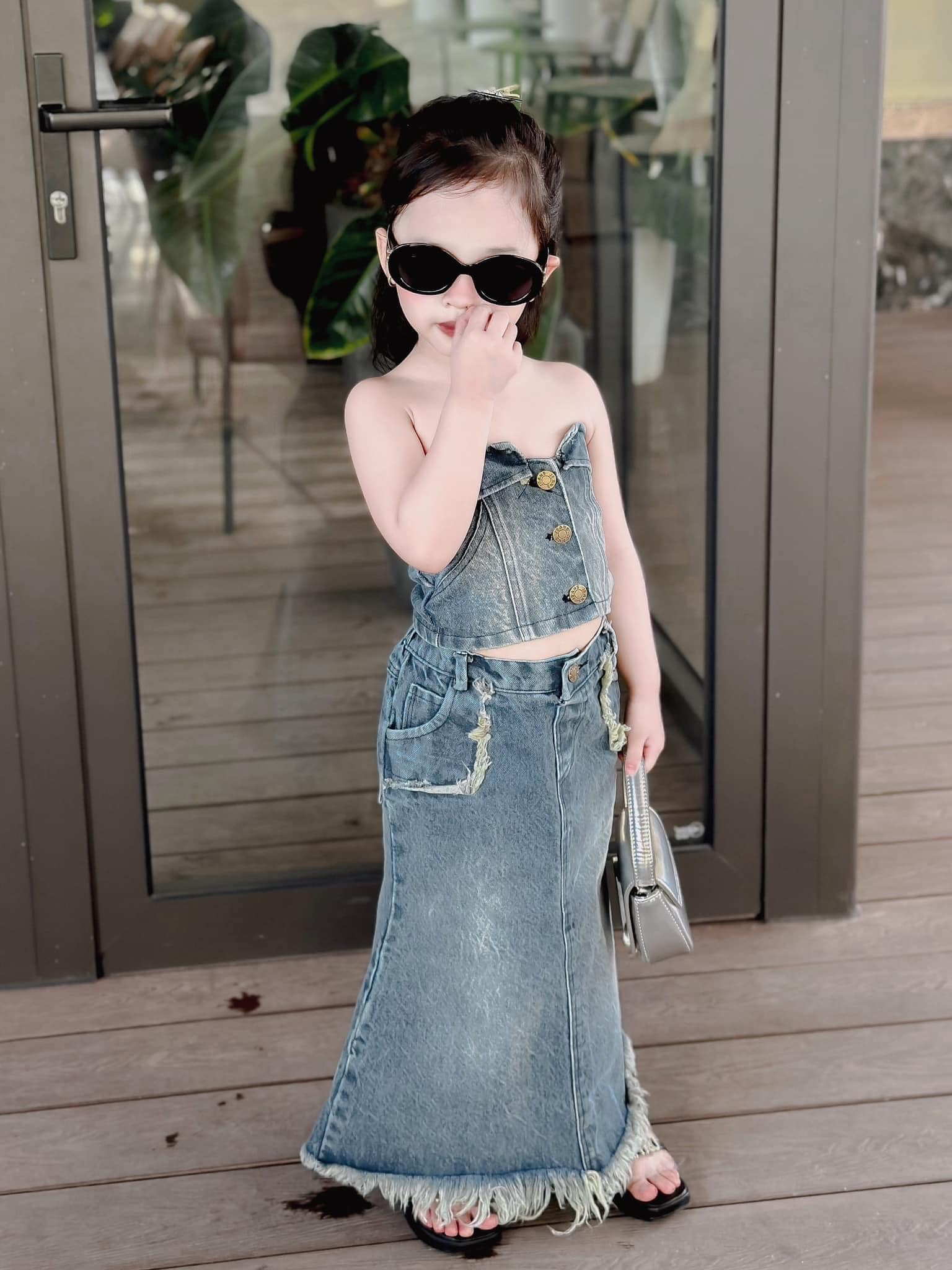 [🆕🇻🇳]   Cầu Vồng – Thế Giới Của Mẹ – Chuyên quần áo baby Quảng Châu, VNXK, hàng Thương hiệu 🧑‍🧒❤️️👶⭐️ Xinh zữ mn.
Form này mặc đỉnh gê.
, shares-1✔️ , likes-33❤️️ , date-2024-06-05 16:19:07🇻🇳🇻🇳🇻🇳📰🆕