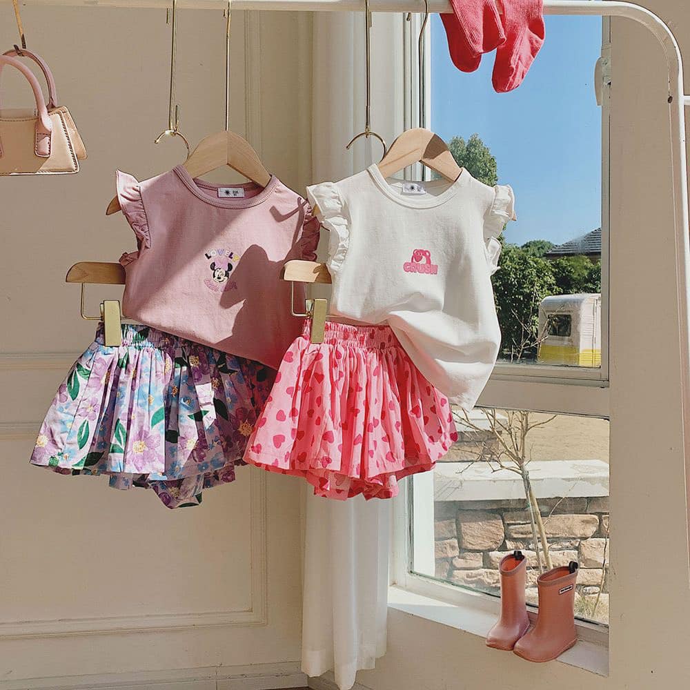 [🆕🇻🇳] Cami House – Order & Có sẵn hàng Baby & Kid Authentic 😎❤️️⭐️ #165k/set 2b
Set 2 bộ áo cánh tiên mix cv hoa xoè xinh quá  Cả 1 bầu trời hoa lá sặc sỡ rực rỡ luôn
Bảng sz THAM KHẢO:
sz 100 : 9-12kg
Sz 110: 12-15k , shares-0✔️ , likes-8❤️️ , date-2024-06-06 22:05:13🇻🇳🇻🇳🇻🇳📰🆕