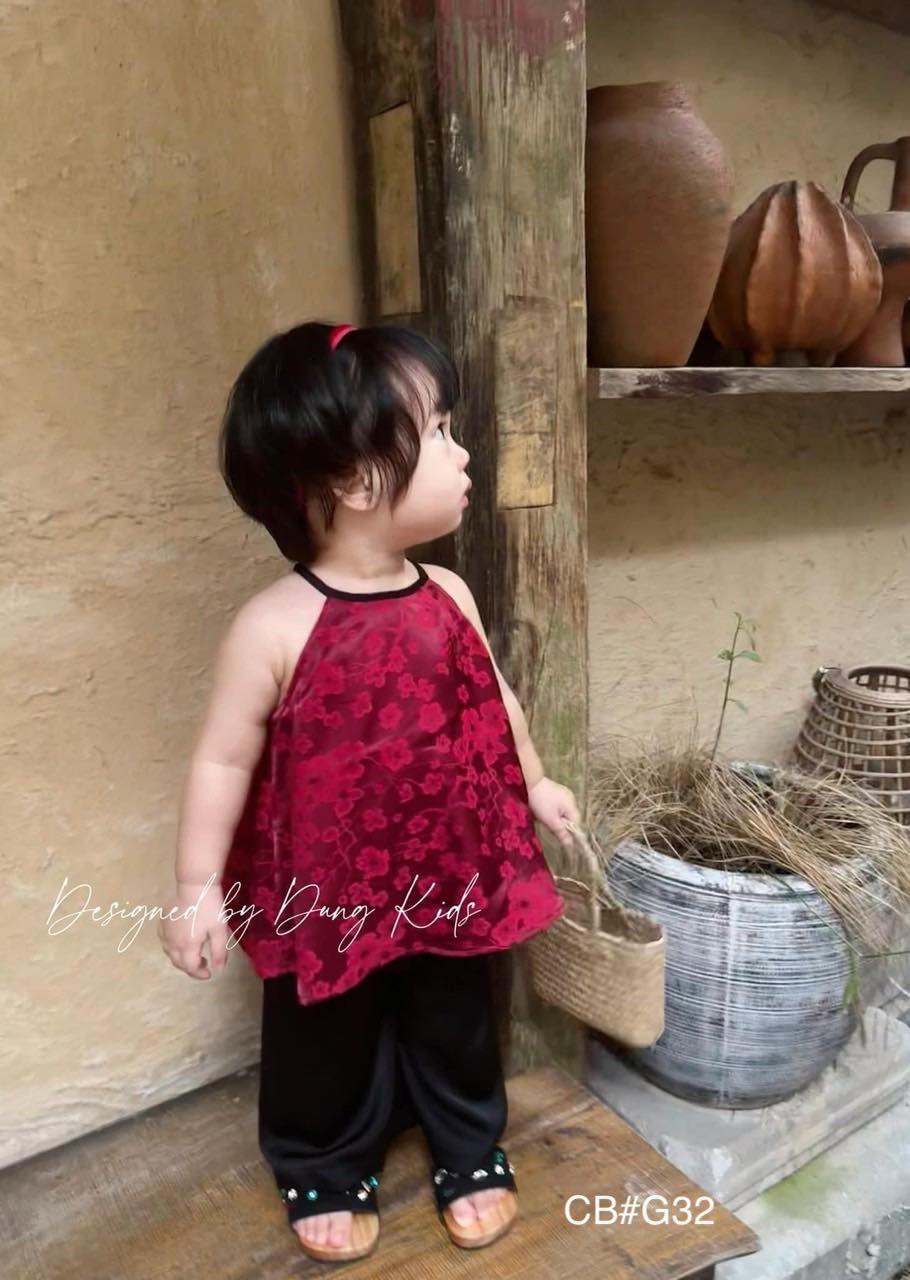 [🆕🇻🇳] Xưởng May Tuấn Trang Kids – Chuyên sỉ lẻ các mặt hàng quần áo trẻ con 🧑‍🧒❤️️👶⭐️ Set yếm
Size :8-35kg
Hotline :0886551796
Tuyển sỉ toàn quốc
, shares-0✔️ , likes-17❤️️ , date-2024-06-12 14:19:01🇻🇳🇻🇳🇻🇳📰🆕