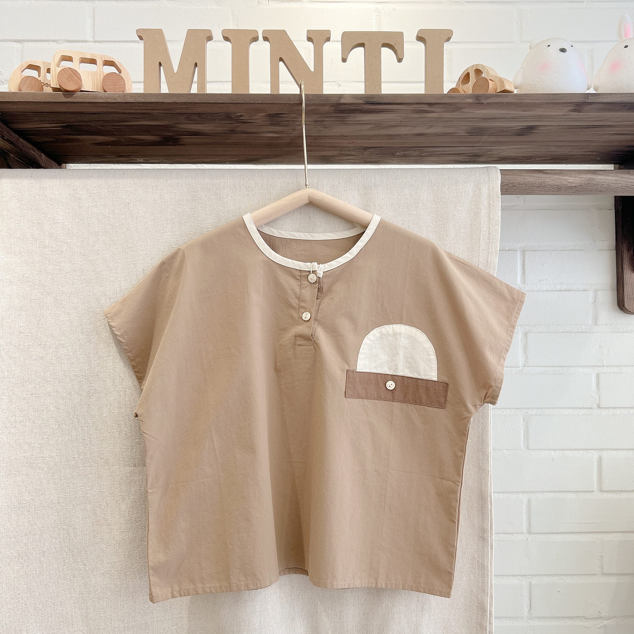 [🆕🇻🇳] L’Casta Viet Nam- Đồ trẻ em 🧑‍🧒❤️️👶⭐️  Chiếc đầm “BÍ” hot tren năm nay, với chất liệu thô cotton mềm, mát, thấm hút mồ hôi cho bé mang đi học, đi chơi giữa những ngày thời tiết hè nắng nóng.
T , shares-0✔️ , likes-7❤️️ , date-2024-06-18 01:32:41🇻🇳🇻🇳🇻🇳📰🆕