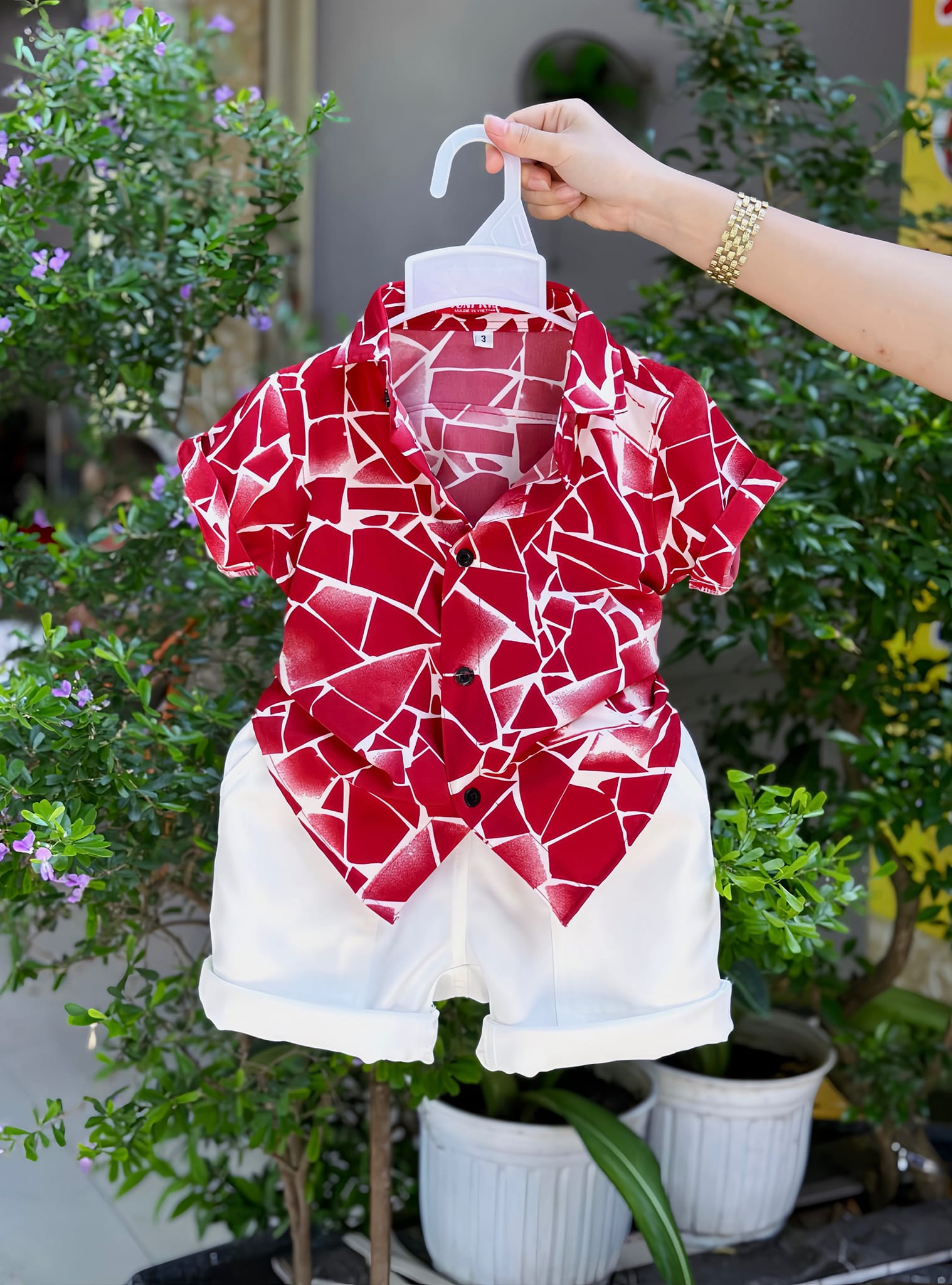 [🆕🇻🇳] Min Kids – Thời Trang Trẻ em 🧑‍🧒❤️️👶⭐️ 𝗕𝗮̂̀𝘂 𝘁𝗿𝗼̛̀𝗶 𝘁𝗿𝗼𝗻𝗴 𝘅𝗮𝗻𝗵 𝘁𝗼𝗮̀𝗻 𝘁𝗶𝗮 𝗰𝘂̛̣𝗰 𝘁𝗶́𝗺
𝗘𝗺 đ𝐚̂𝘆 𝗰𝘂̛̣𝗰 𝗵𝗶𝗲̂́𝗺 𝗽𝗵𝗮̉𝗶 𝘁𝗶𝗮 𝘁𝗵𝗮̣̂𝘁 𝗻𝗵𝗮𝗻𝗵
—-Cá tính và năng động,e này đi học, đi chơi bao xịn và xinh luô , shares-0✔️ , likes-2❤️️ , date-2024-06-22 02:36:00🇻🇳🇻🇳🇻🇳📰🆕