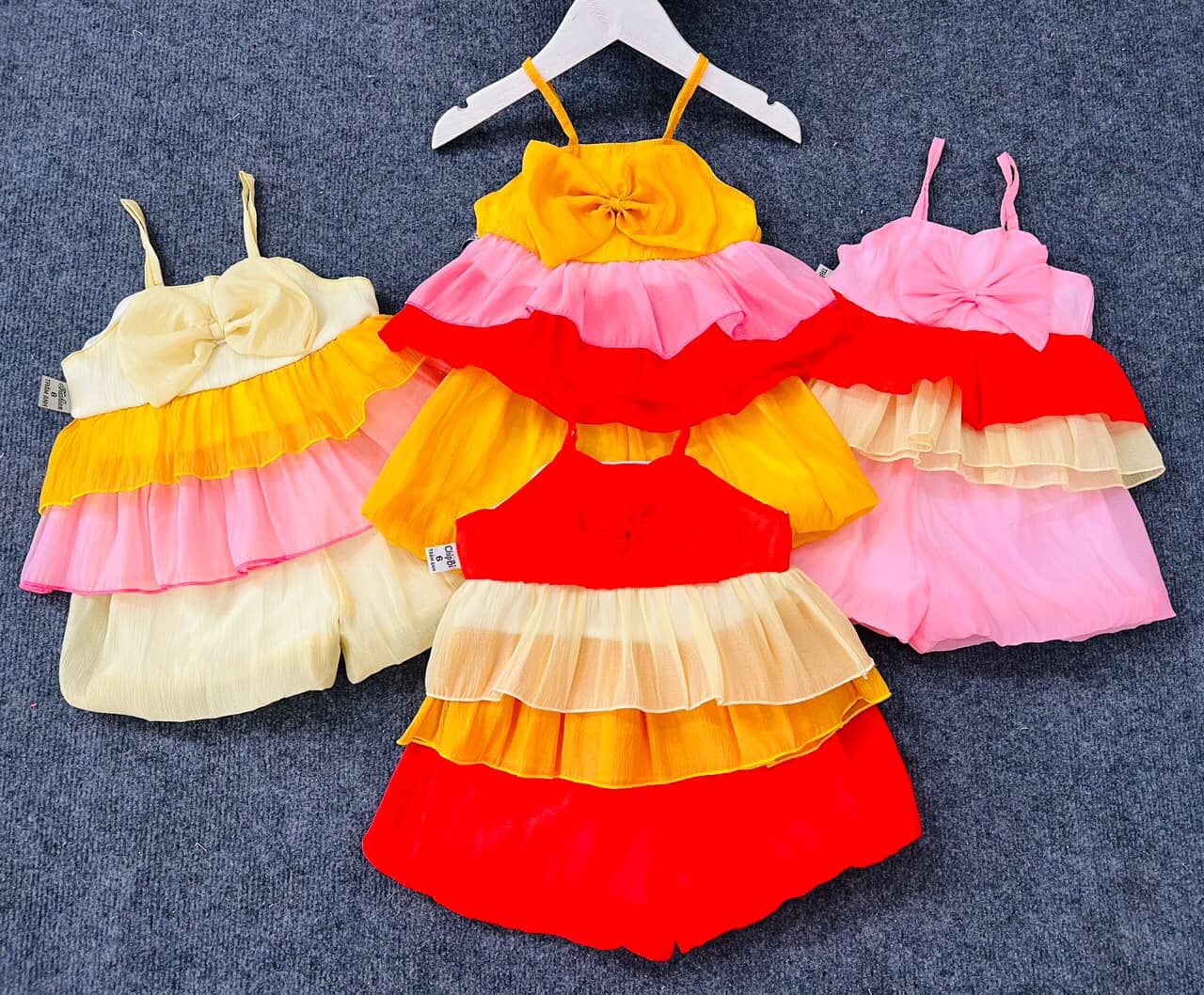 [🆕🇻🇳] Duy khang shop – Shop chuyên mua bán quần áo trẻ em giá rẻ 🧑‍🧒❤️️👶⭐️ Bộ dây quần bí
Chất vãi tơ nến
Size bé 6 đến 10 ký
, shares-1✔️ , likes-24❤️️ , date-2024-06-22 01:33:41🇻🇳🇻🇳🇻🇳📰🆕