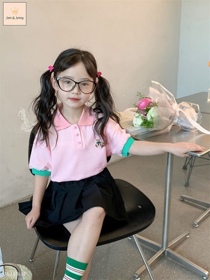 [🆕🇻🇳] Kiddie Kiddo – Thời trang trẻ em cao cấp 🧑‍🧒❤️️👶⭐️ Xinh quá! Áo thun cotton, chân váy kaki mềm kèm quần luôn mẹ nhé!
Sz 2-12y
#Sale : 189k
, shares-0✔️ , likes-8❤️️ , date-2024-06-26 20:33:57🇻🇳🇻🇳🇻🇳📰🆕