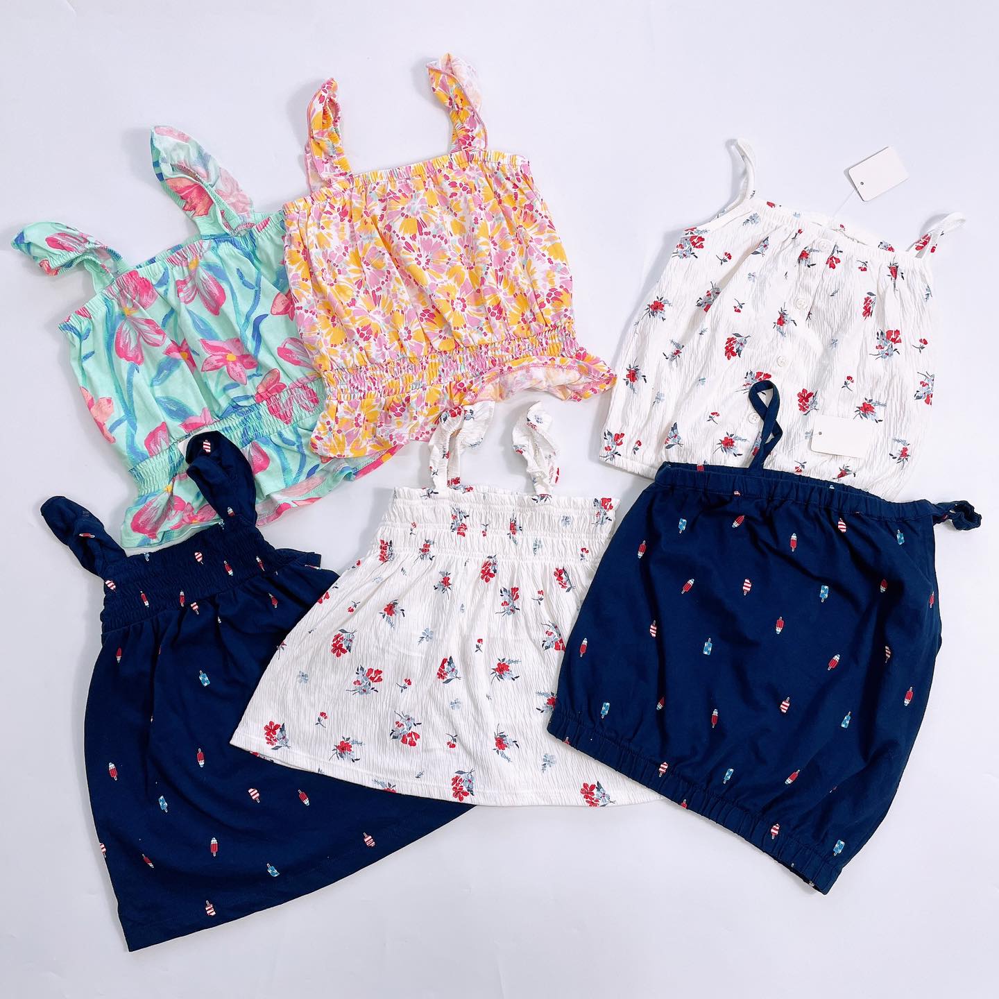 [🆕🇻🇳] Mẹ Bella – Quần Áo Trẻ Em Xuất Khẩu 😎❤️️⭐️ NEW
Áo dây BG về thêm mẫu mới nha các mẹ
Mùa hè này các mẹ nhanh tay chốt vài mẫu áo dây cho bé diện đi chơi, đi học đều được nè
Vải nhún trông nhẹ nhàng v , shares-0✔️ , likes-9❤️️ , date-2024-06-22 23:15:28🇻🇳🇻🇳🇻🇳📰🆕