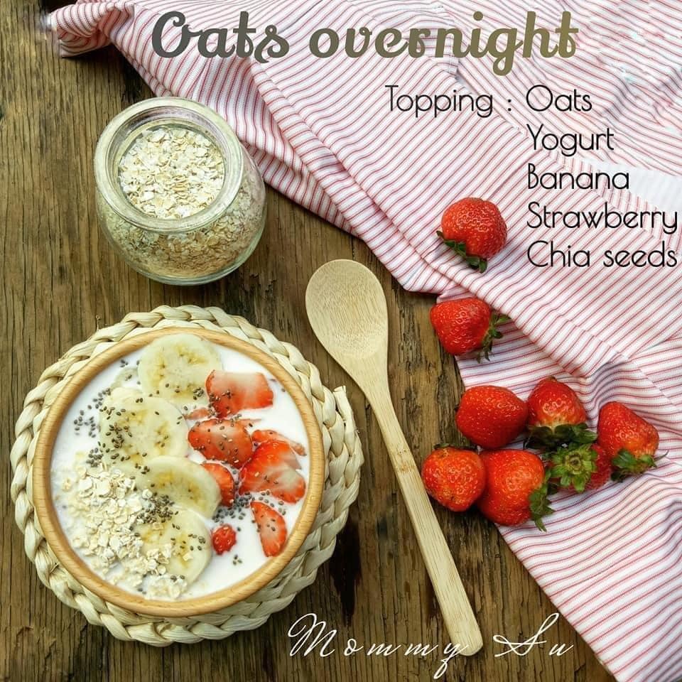 [🆕🇻🇳]  Shop Mẹ Cơ – Trọn bộ ăn dặm cho bé 🧑‍🧒❤️️👶⭐️ Bữa sáng 5 phút với món “Overnight Oats” – “Yến mạch qua đêm”
Yến mạch qua đêm là sử dụng yến mạch ngâm với sữa tươi để ngăn mát tủ lạnh ít nhất 4-5h ( nế , shares-1✔️ , likes-5❤️️ , date-2024-07-19 00:00:25🇻🇳🇻🇳🇻🇳📰🆕