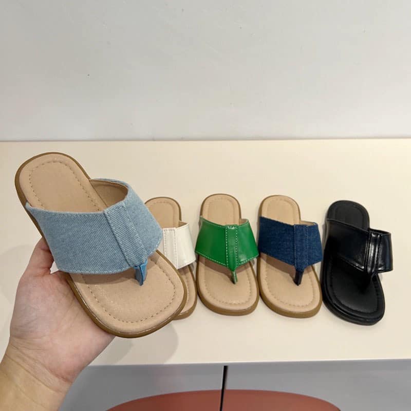 [🆕🇻🇳]  Mây Gió Closet Kids – Quần áo ,phụ kiện,giày dép cho em bé 🧑‍🧒❤️️👶⭐️ E làm biếng flex thôi ,bán hàng Qc mà các mẹ cứ hỏi hàng xưởng nên cũng ngại trả lời . Bao check thoải mái , e chỉ sợ chật rộng chứ chất lượng e bao khách  , shares-0✔️ , likes-3❤️️ , date-2024-06-25 13:48:02🇻🇳🇻🇳🇻🇳📰🆕