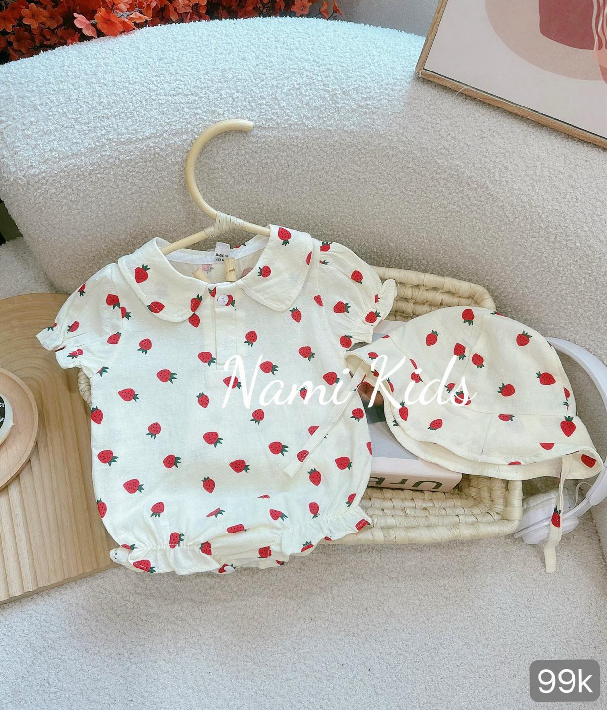 [🆕🇻🇳]  Nami Kids – Ở đây có đồ em bé dễ thương lắm nè 🧑‍🧒❤️️👶⭐️  Body kèm nón Nami về thêm được ít, only #99k/set, 2 set miễn ship ạ
Size 3 – 12kg
, shares-0✔️ , likes-3❤️️ , date-2024-08-06 15:41:41🇻🇳🇻🇳🇻🇳📰🆕