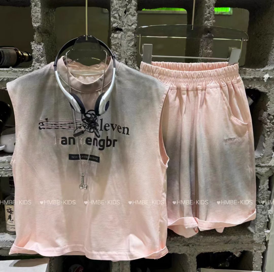 [🆕🇻🇳] Gâu Kids Store – CHUYÊN HÀNG THIẾT KẾ HÀN QUỐC 🧑‍🧒❤️️👶⭐️ Ngóng set này đang hót trong hè năm nay đó ạ.các mom sắm ngay set ba lỗ trong hè năm nay nhaCÚ PHÁP CHỐT ĐƠN :
L3110, L3120, L3130, L3140, L3150, L3 , shares-0✔️ , likes-7❤️️ , date-2024-06-25 19:45:02🇻🇳🇻🇳🇻🇳📰🆕