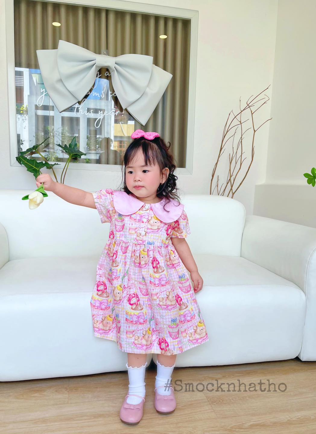 [🆕🇻🇳] Smock Nhà Thỏ – ĐẦM SMOCK 🩷 ĐẦM THIẾT KẾ 🩷 🧑‍🧒❤️️👶⭐️ Quá là ngoan xinh yêuuuu
Cam đoan 100% đầm ở ngoài đẹp hơn trên hình luôn ạ , nhận hàng chỉ có ưng thôi nhé .  • Hàng có sẵn : 2 3 4 5 6 7 8 9 10 11 12  , shares-0✔️ , likes-11❤️️ , date-2024-06-30 16:42:26🇻🇳🇻🇳🇻🇳📰🆕