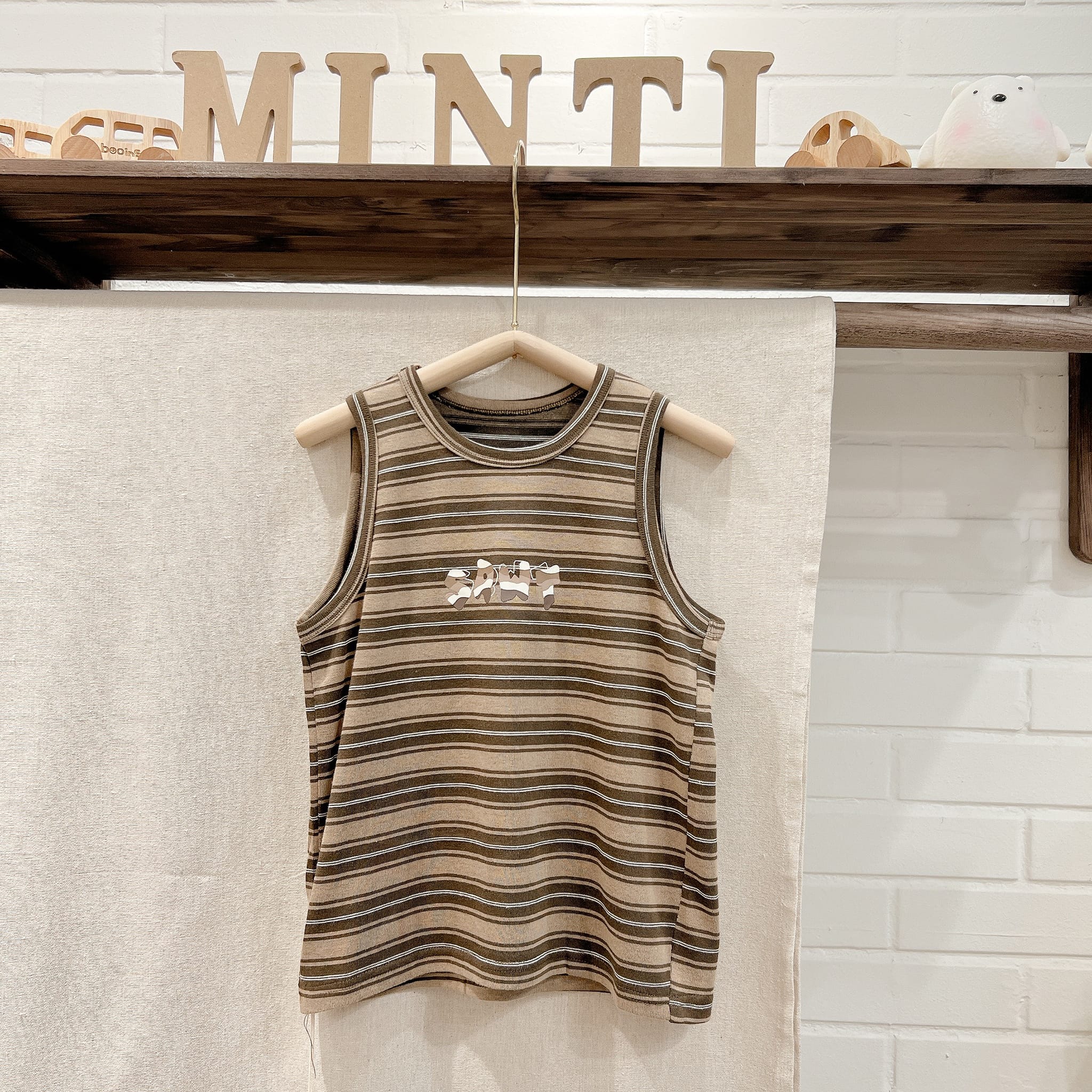 [🆕🇻🇳] Minti Baby and Kids – Korean style – chuyên các sản phẩm QCCC dòng style Hàn/xuất Hàn 🧑‍🧒❤️️👶⭐️ Nóng quá không biết nên mặc gì cho bé???
Mintí gợi ý Mẹ các mẫu áo bên dưới shop mới về nhoaaa!!!
———–
– Hỗ trợ đóng gói hộp quà tặng cho bé.
– Tích , shares-0✔️ , likes-4❤️️ , date-2024-07-01 16:38:45🇻🇳🇻🇳🇻🇳📰🆕