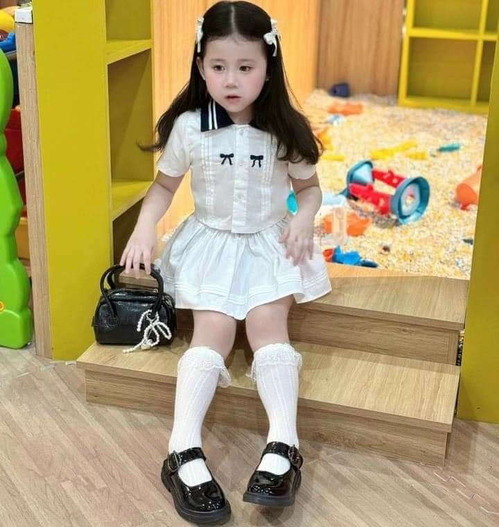 [🆕🇻🇳]  Sugar Baby – Chuyên thời trang trẻ em, sơ sinh 🧑‍🧒❤️️👶⭐️  Sao cái mẫu giày búp bê basic này nó sang xịn quá Mẹ ơi. Không bao giờ lo lỗi mốt luôn ạ.
Full size 21 – 36.
, shares-0✔️ , likes-0❤️️ , date-2024-07-01 23:34:05🇻🇳🇻🇳🇻🇳📰🆕