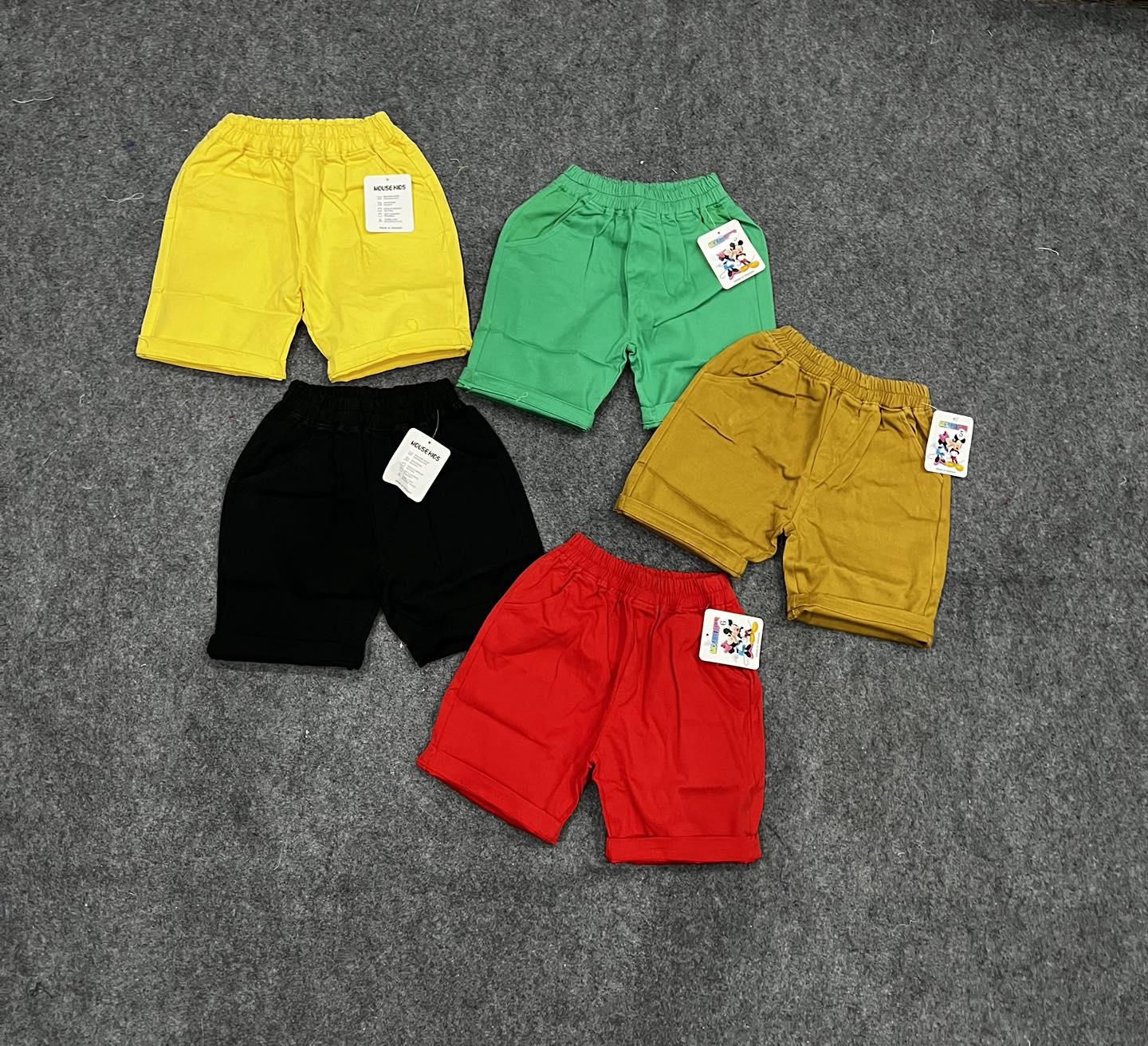 [🆕🇻🇳] Quần Áo Trẻ Em Thegioiconyeu – ✨ CHUYÊN QUẦN ÁO BÉ TRAI – NÓN – PHỤ KIỆN 🧑‍🧒❤️️👶⭐️ Lô quần màu sắc đẹp quá trời
Sz 12kg-30kg
, shares-0✔️ , likes-0❤️️ , date-2024-07-09 02:24:45🇻🇳🇻🇳🇻🇳📰🆕