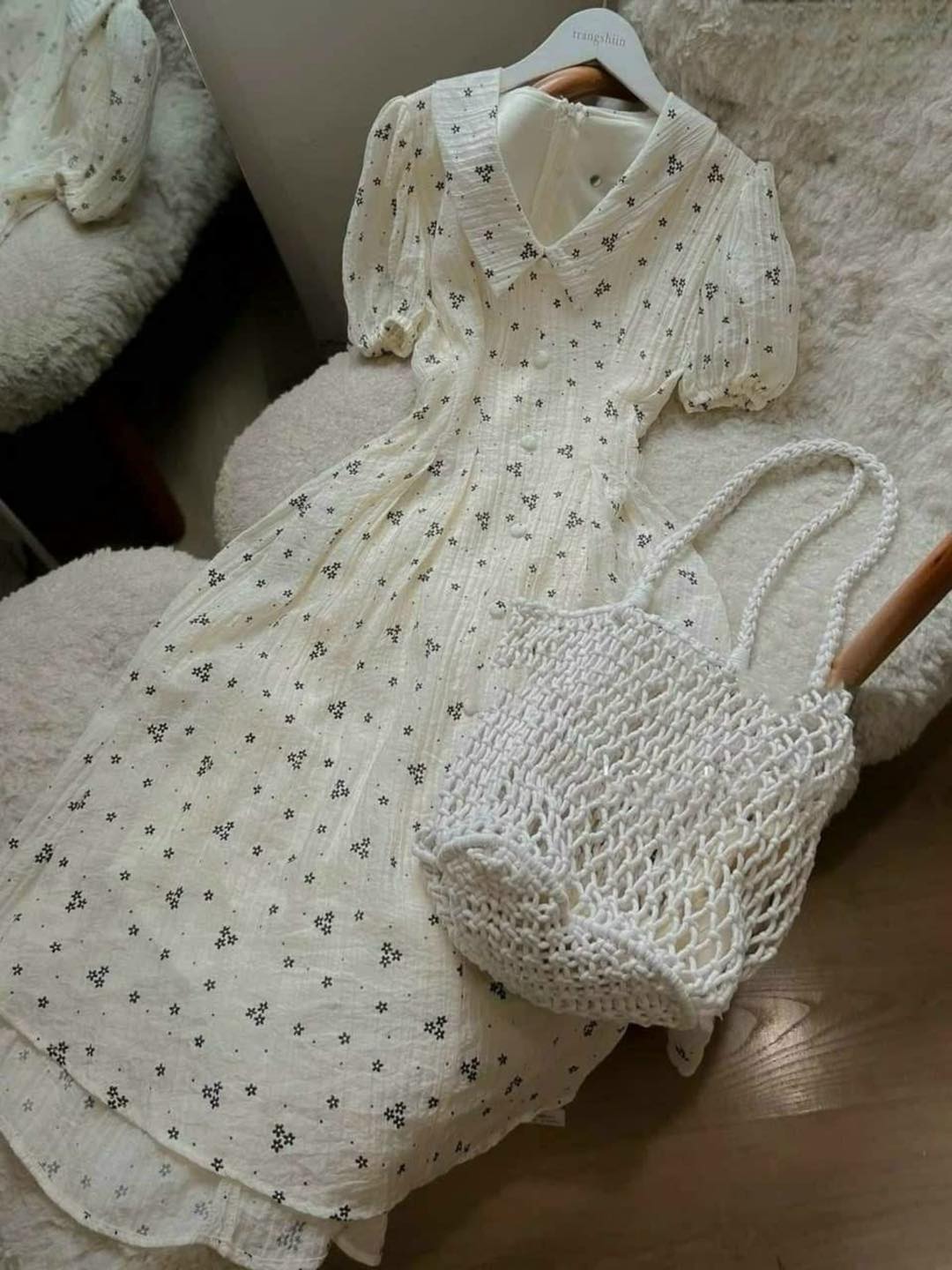 [🆕🇻🇳]  Kids House VN – Chuyên đồ Mẹ và Bé VNXK, TQXK, Cambodia 🧑‍🧒❤️️👶⭐️ Hàng vnxk đẹp
Giá cao chút nhưng  cam kết đẹp
đầm hoa  cúc bọc nhìn cái hoạ tiết đã thấy sang quá luôn ah!
Chất tơ dập, mềm, mát
hàng 2 lớp toàn thân s , shares-0✔️ , likes-1❤️️ , date-2024-07-18 14:44:42🇻🇳🇻🇳🇻🇳📰🆕