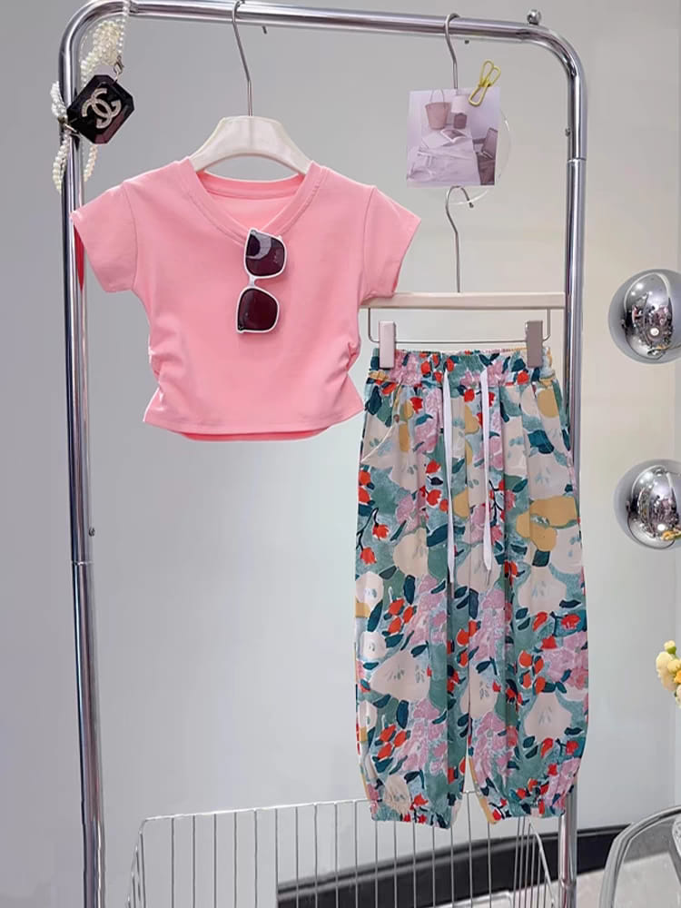 [🆕🇻🇳] Thời Trang Nhí – Cửa hàng quần áo 🧑‍🧒❤️️👶⭐️ 𝐒𝐈𝐄̂𝐔 𝐏𝐇𝐀̂̉𝐌 giảm sâu chỉ #69k/ bộ
Cá tính , thời trang , sành điệu , hình in sắc nét.
Chất vải mềm mát .Bé mặc đi học đi chơi thoải mái, nổi bật ạ.
Đủ  , shares-2✔️ , likes-27❤️️ , date-2024-07-18 02:32:11🇻🇳🇻🇳🇻🇳📰🆕