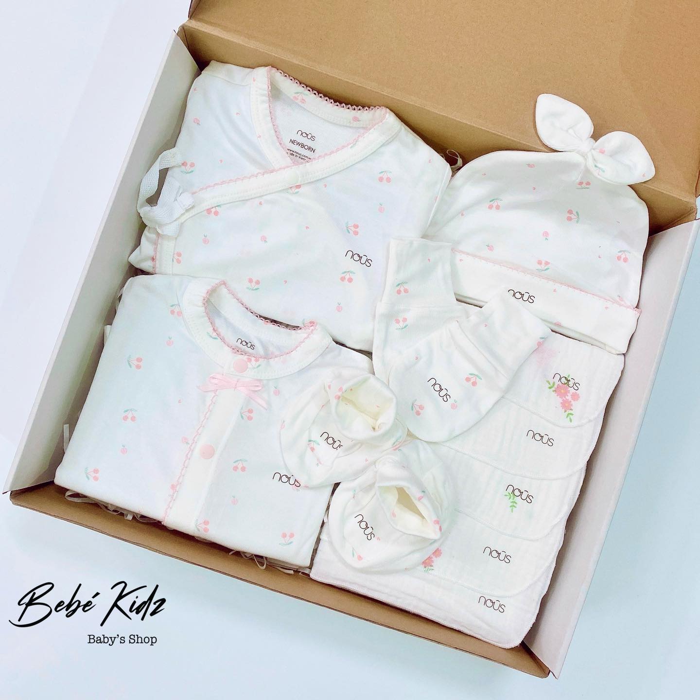 [🆕🇻🇳]  BeBé Kidz – Đồ sơ sinh chính hãng – �Đại lý phân phối Chaang, Punchun, Bu Baby, Hrnee, UalaRogo, La Pomme, Bons99,… 🧑‍🧒❤️️👶⭐️ Chụp xong set này xinh xỉu phải post liền
Nous sơ sinh em có đầy đủ các mẫu mới nhất, mom nào cần inbox e tư vấn nhé
#nous #newborn #newbie #bebekidz
, shares-0✔️ , likes-3❤️️ , date-2024-07-19 21:38:55🇻🇳🇻🇳🇻🇳📰🆕