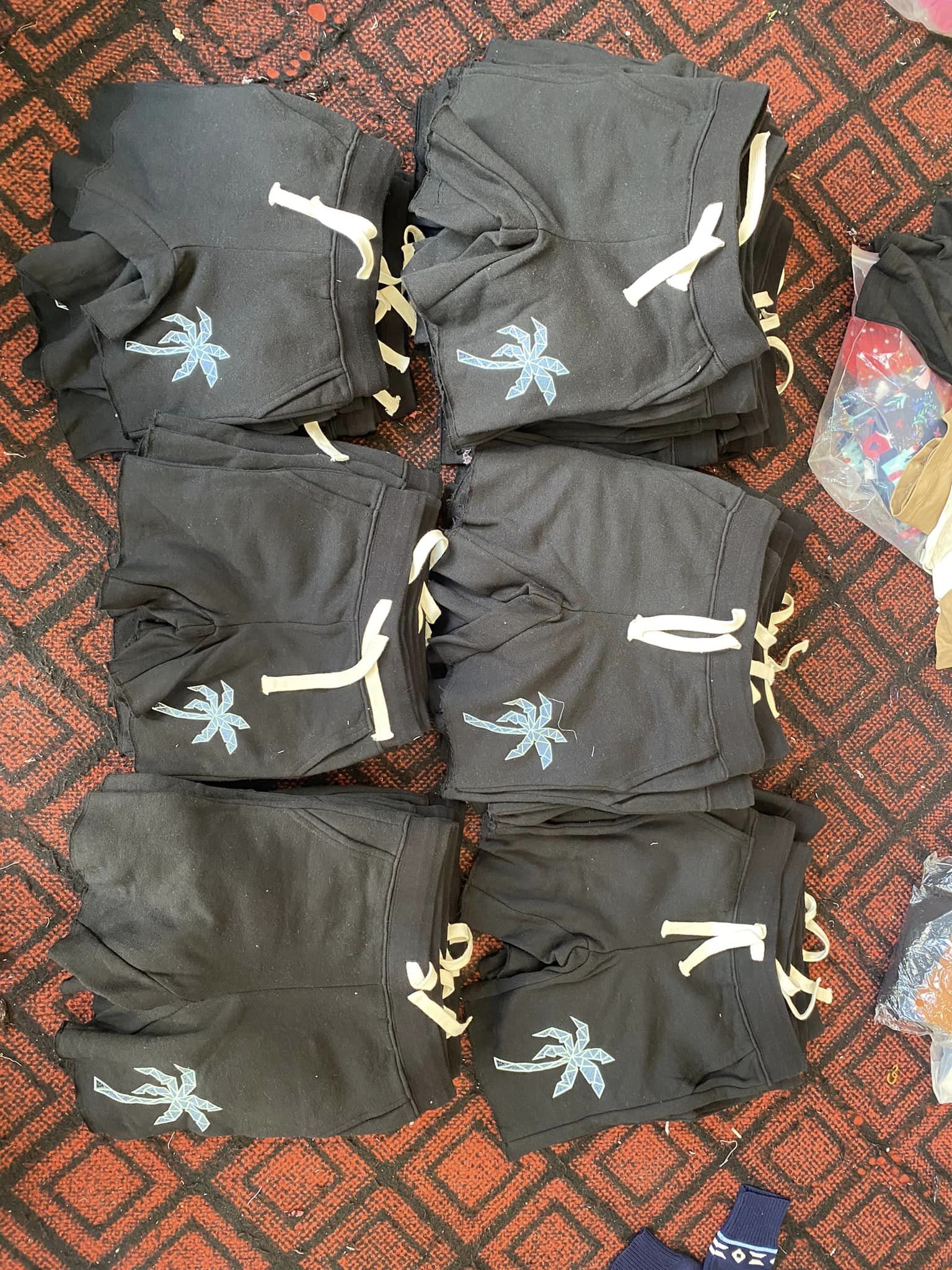 [🆕🇻🇳] Thời Trang Trẻ Em 0 – 6 tuổi Mialy Kids 🧑‍🧒❤️️👶⭐️ Quần xuất dư xịn đét form 5kg-15kg cho các mẹ mua ạ.
Xả nhanh 45K/1 set 2 quần  (bảng size và số lượng như trong ảnh)
#5BB #quanduichobe
, shares-2✔️ , likes-4❤️️ , date-2024-07-20 17:23:48🇻🇳🇻🇳🇻🇳📰🆕