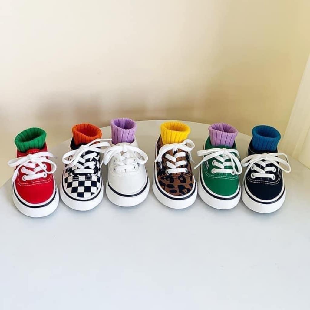 [🆕🇻🇳]  Hello Bébe ▪️ Shop chuyên order Quảng Châu 🧑‍🧒❤️️👶⭐️ Hãng back size rồi mn ơiiiii
Ai cũng mê em này vì quá xinh, dễ đi, mix đồ lên bảnh lắm lun
Giày mềm – nhẹ – bẻ cong dc lun á
Riêng đôi này mix đồ xong đi t , shares-3✔️ , likes-14❤️️ , date-2024-07-22 03:24:22🇻🇳🇻🇳🇻🇳📰🆕