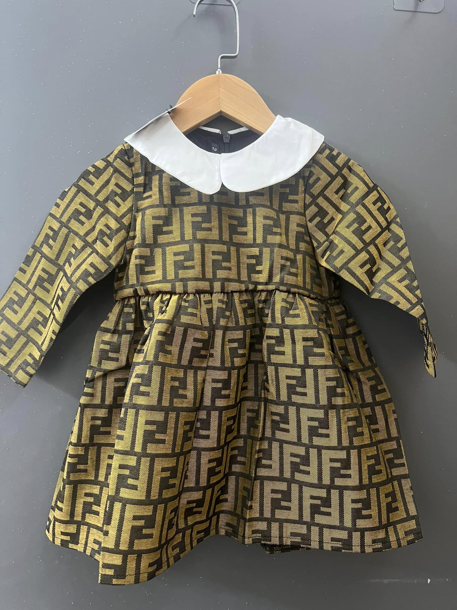 [🆕🇻🇳]  Sweetie by Josie – Thời trang cho bé 🧑‍🧒❤️️👶⭐️ Lên đồ là phải toả nắng ạ
Size 2: 10-12kg
Size 3: 12-14kg
Size 4: 14-16kg
, shares-0✔️ , likes-0❤️️ , date-2024-07-28 18:30:16🇻🇳🇻🇳🇻🇳📰🆕