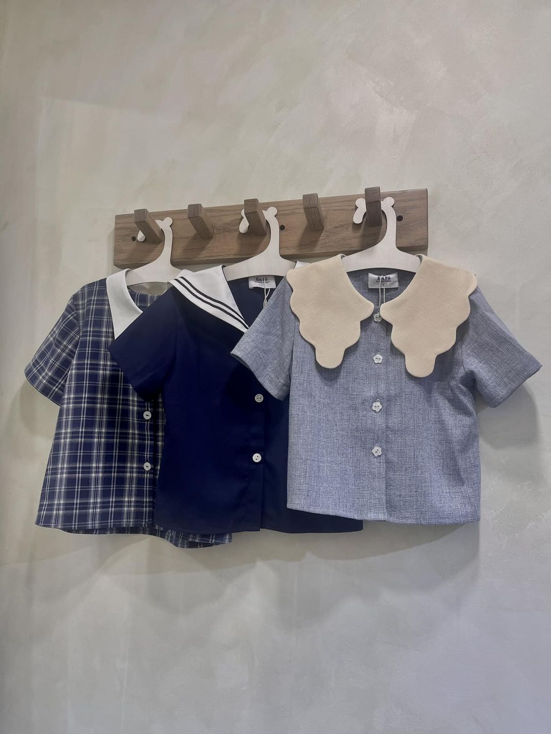 [🆕🇻🇳] 𝐄𝐦 𝐩𝐞́ 𝐛𝐲 𝐌𝐚𝐢𝐬𝐨𝐧 𝐋𝐞𝐞𝐧𝐚𝐚 – Đồ trẻ em 🧑‍🧒❤️️👶⭐️ Blue – the colour of this weekend  Những sản phầm đang có sẵn tại 268 Phố Huế để các em pé và mẹ đón về
, shares-0✔️ , likes-17❤️️ , date-2024-08-02 23:45:40🇻🇳🇻🇳🇻🇳📰🆕