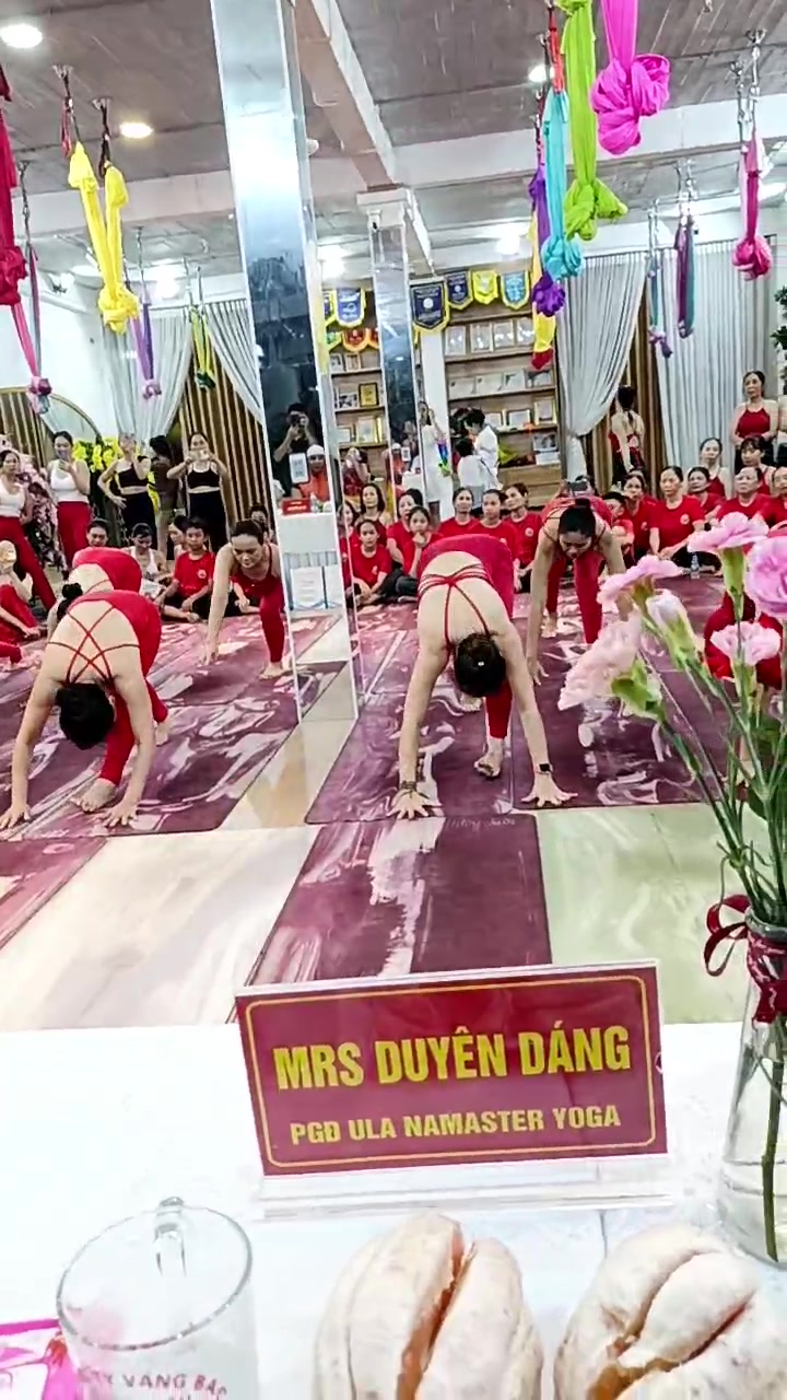 [🆕🇻🇳] Ula Yoga Duyên Dáng 🧘 Top1Yoga 🤸🏻‍♀️ Gặp gỡ và giao lưu Grand Master Kamal tại Feeling Yoga Cúc Phạm 
 , shares-2✔️ , likes-54❤️️ , date-2024-08-07 23:46:32🇻🇳🇻🇳🇻🇳📰🆕