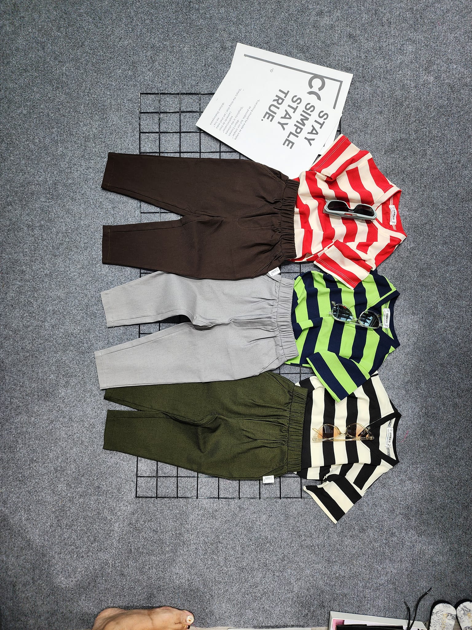 [🆕🇻🇳]  TulaLove – Cửa hàng quần áo sơ sinh & trẻ em 🧑‍🧒❤️️👶⭐️ Zai yêu mặc quần này + áo đóng thúng, thêm cái cặp nhỏ cầm tay nữa liệu có ổn không ba mẹ?
Size từ 8-28kg ạ
, shares-0✔️ , likes-2❤️️ , date-2024-08-07 19:33:36🇻🇳🇻🇳🇻🇳📰🆕