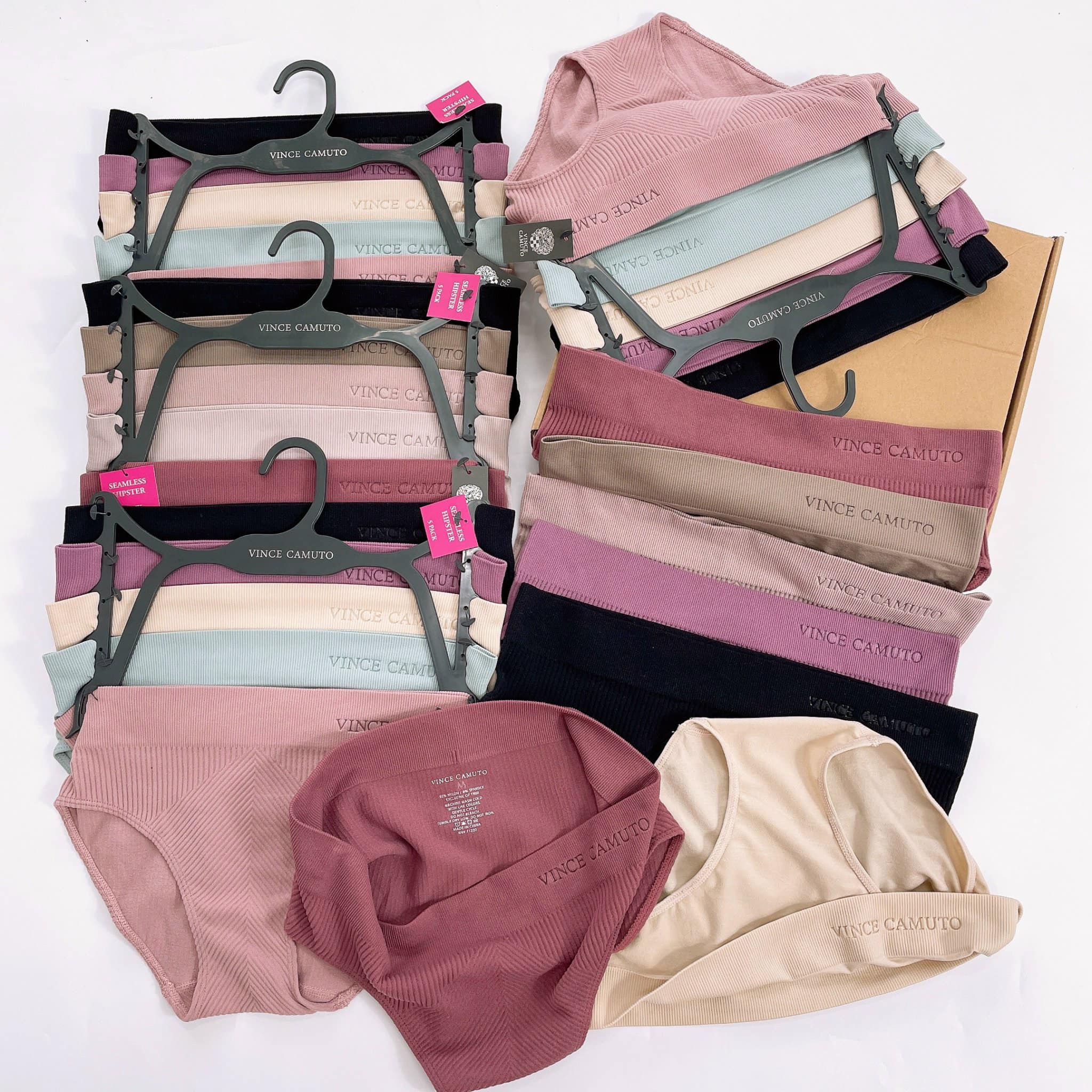 [🆕🇻🇳] Hello Kids – Hàng xuất xịn cho bé 😎❤️️⭐️ Deal đẹp – săn ngay ce ơi . Sl chỉ có vài trămLô chip Vince Camuto hiếm lắm mới có lại trên thị trườngHãng set 5 giá $60~1,3 củ. E săn dc lô dư % chỉ  , shares-0✔️ , likes-63❤️️ , date-2024-08-09 21:51:38🇻🇳🇻🇳🇻🇳📰🆕