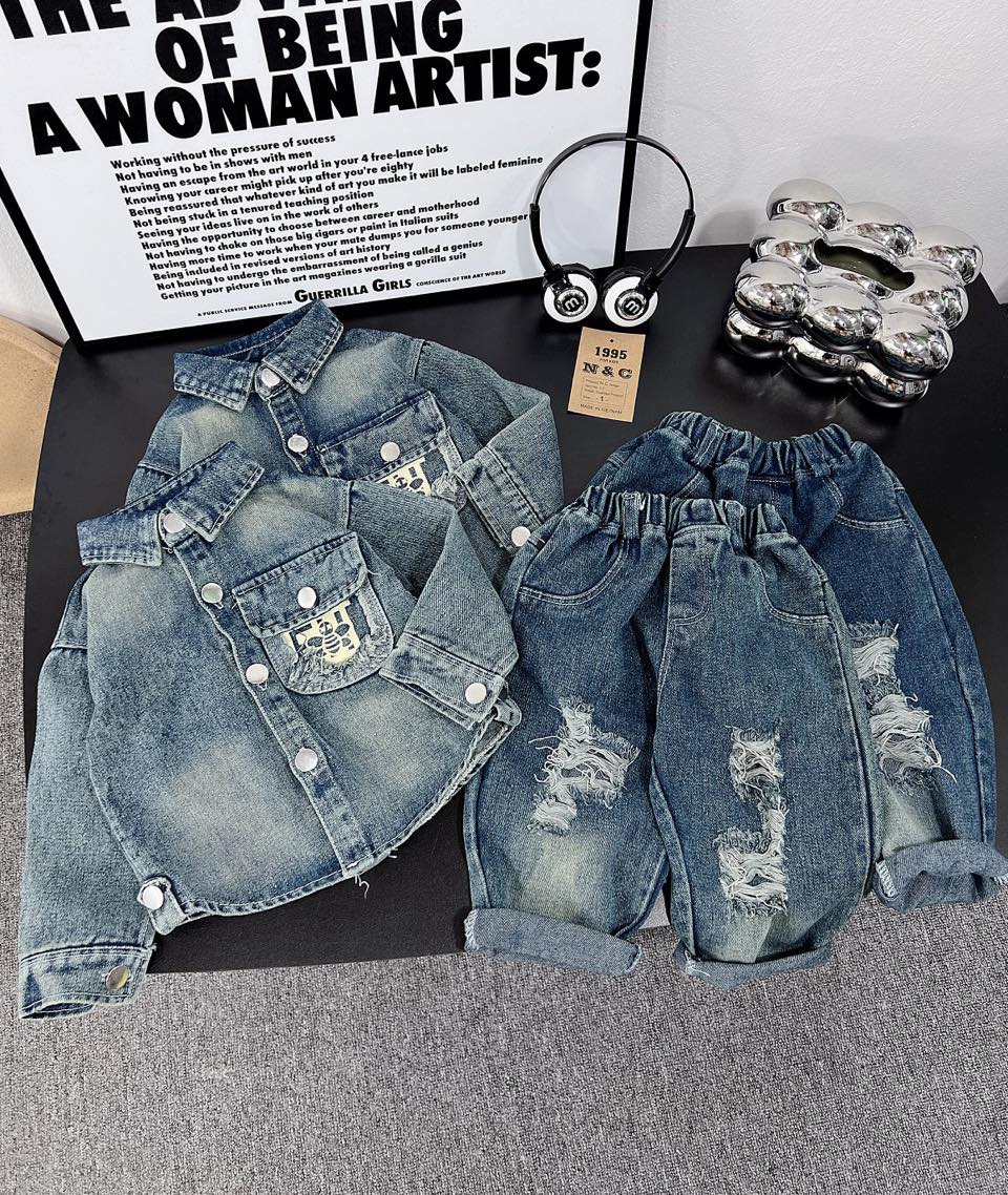 [🆕🇻🇳] Sushi Kids & Mom – Thời trang mẹ và bé 🧑‍🧒❤️️👶⭐️ Bộ Jean SIÊU NGẦU về thêm rồi các mon ơi!
Nhận hàng k ưng hoàn k mất ship
, shares-0✔️ , likes-62❤️️ , date-2024-08-13 14:14:35🇻🇳🇻🇳🇻🇳📰🆕