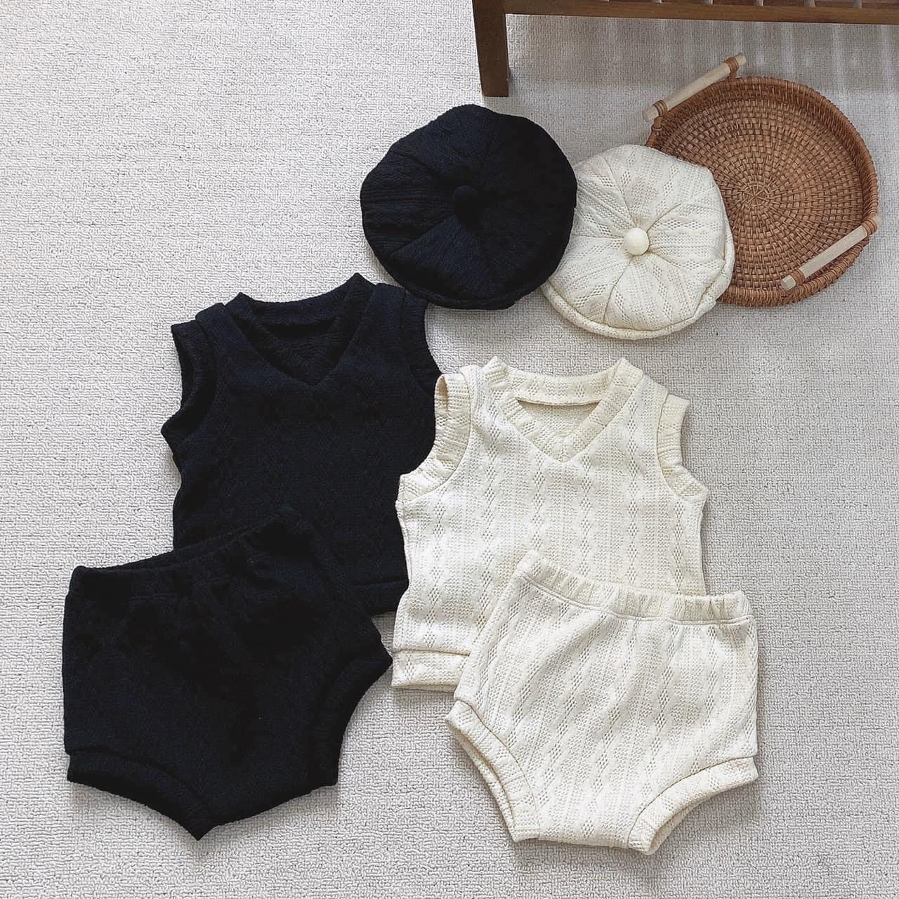 [🆕🇻🇳] Baby Closet luôn muốn được đồng hành cùng các mom chăm sóc, bảo vệ và yêu thương các con 🧑‍🧒❤️️👶⭐️ – #1xxk/combo 3 chi tiết (Áo gile + quần + mũ)
Đổi gió các mom ơi nay em lên 1 set cover nhà #Pee set 3 chi tiết mặc thời tiết bây giờ quá hợp luôn ạVà , shares-0✔️ , likes-7❤️️ , date-2024-08-16 05:28:47🇻🇳🇻🇳🇻🇳📰🆕