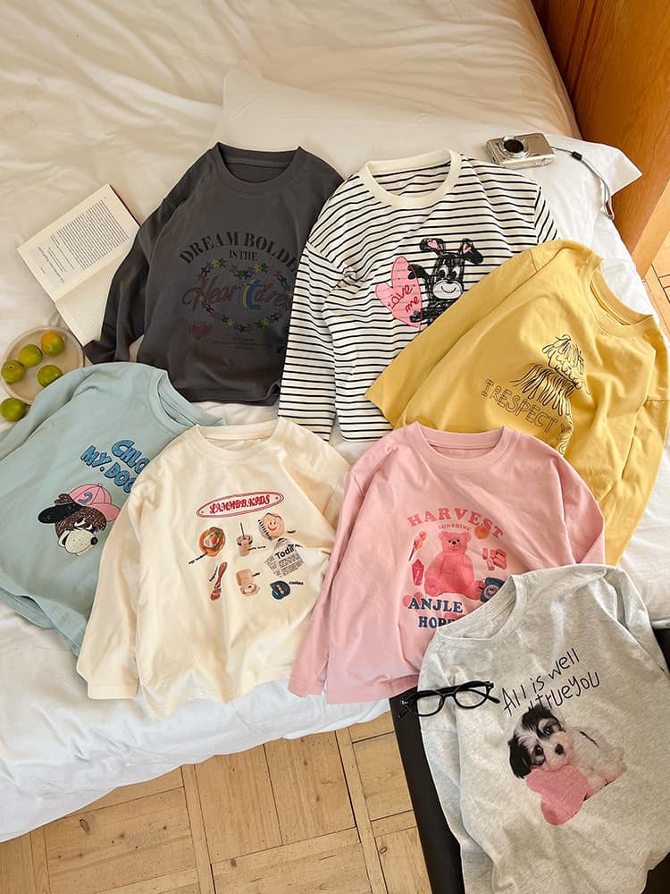 [🆕🇻🇳]  Tiệm Nhà Sam – Chuyên đồ trẻ em Style Hàn – Chuyên đồ trẻ em QCCC 🧑‍🧒❤️️👶⭐️ Áo phong xinh nhà Ambb
Sz: 90-160
#hangorder
, shares-0✔️ , likes-7❤️️ , date-2024-08-13 01:43:40🇻🇳🇻🇳🇻🇳📰🆕