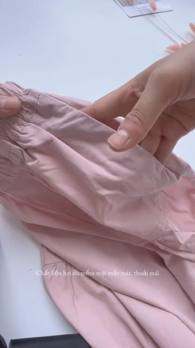 [🆕🇻🇳]  BEBÉ KIDS- Thời trang cao cấp cho bé yêu 🧑‍🧒❤️️👶⭐️ Em quần siêu xinh cho bé gái
NĂNG ĐỘNG – THOẢI MÁI
Làm từ chất hơi mềm mại , sờ rất mát tay
Ib lẹ ạ. Chỉ còn ít item thôi ạ
Nhanh tay nào các mẹ
, shares-0✔️ , likes-4❤️️ , date-2024-08-14 16:44:52🇻🇳🇻🇳🇻🇳📰🆕