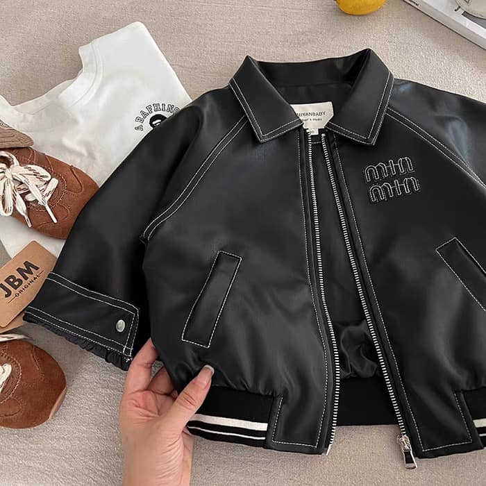 [🆕🇻🇳] Nhã Kỳ Shop – Cửa hàng quần áo trẻ em 🧑‍🧒❤️️👶⭐️ Chấn động
Khoác da Min min đang càng quét bảng xếp hạng Top sp có lượng đặt hang trước nhiều nhất tại shop
1 thiết kế hoàn toàn xướng đáng
, shares-3✔️ , likes-61❤️️ , date-2024-08-16 07:09:23🇻🇳🇻🇳🇻🇳📰🆕