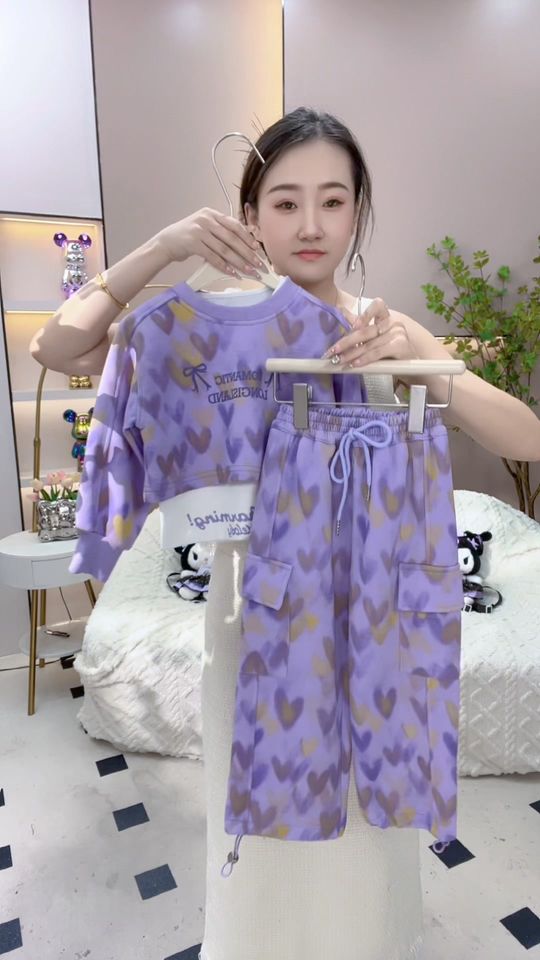 [🆕🇻🇳]  Aki – Thời Trang Bé Yêu 😎❤️️⭐️ Duy nhất trong tháng này !!!!
Set bộ full size – SALE 30%
Bé diện vào bao xinh gái
Hàng cao cấp bao đẹp, bao chất lượng Nhanh tay ib đặt hàng cho bé nà , shares-0✔️ , likes-5❤️️ , date-2024-08-18 21:26:05🇻🇳🇻🇳🇻🇳📰🆕