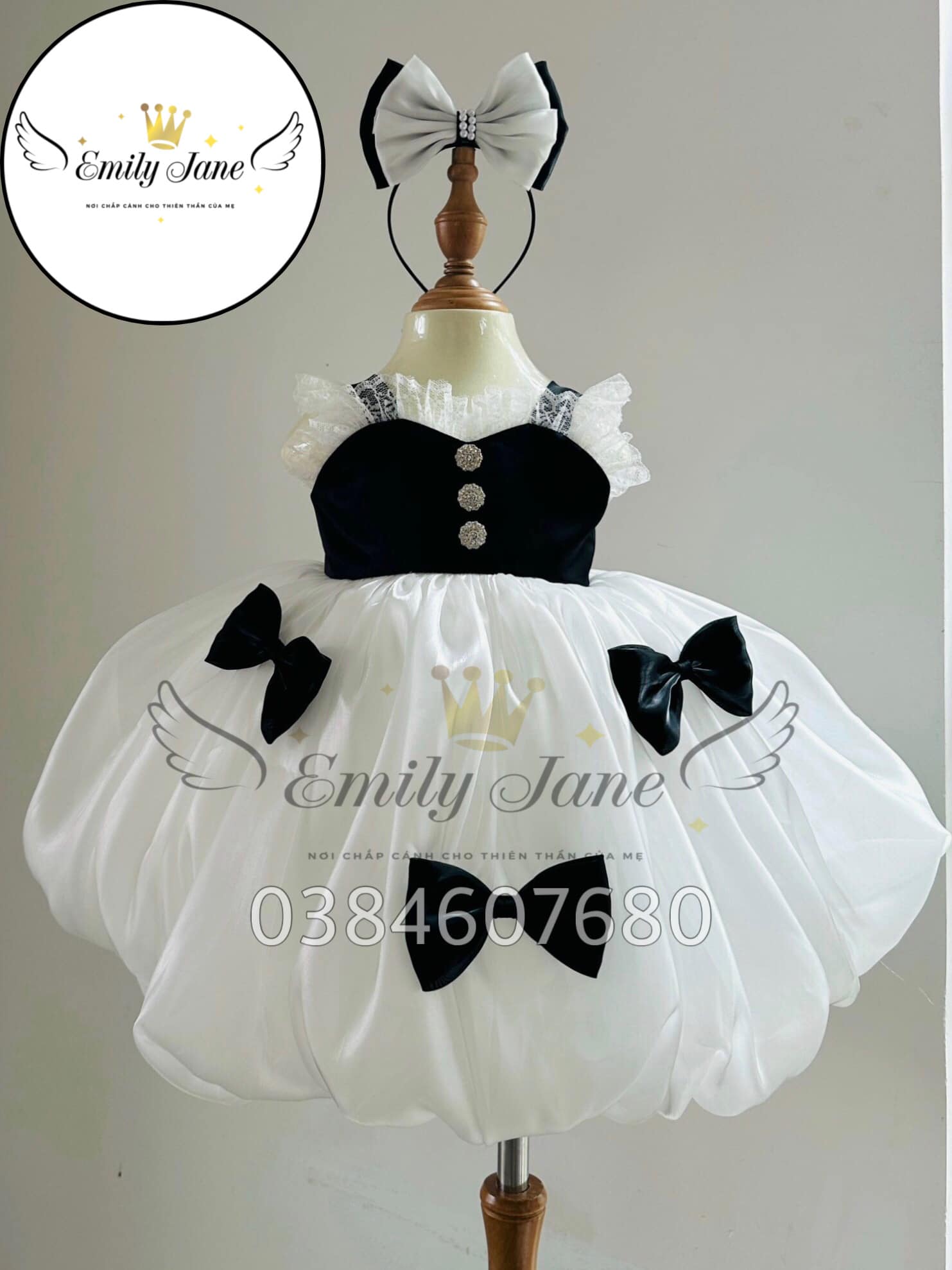 [🆕🇻🇳]  UalaRogo – Made in Vietnam – Thương hiệu thời trang phụ kiện cao cấp cho bé từ 0-4 tuổi 🧑‍🧒❤️️👶⭐️ Bên trong khu rừng sâu thẳm, không chỉ có thiên nhiên hùng vĩ mà còn có những người bạn đáng yêu từ 𝑾𝒐𝒐𝒅𝑳𝒂𝒏𝒅 𝑫𝒓𝒆𝒂𝒎 𝑪𝒐𝒍𝒍𝒆𝒄𝒕𝒊𝒐𝒏 của UalaRogo.
#UalaRogo  #Ua , shares-0✔️ , likes-0❤️️ , date-2024-08-18 01:00:43🇻🇳🇻🇳🇻🇳📰🆕