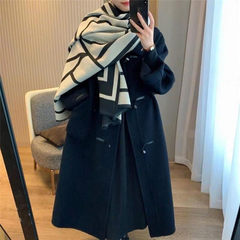 [🆕🇻🇳]  Mom And Kid Store – Thời Trang Cho Mẹ Và Bé 🧑‍🧒❤️️👶⭐️ Mùa đông ơi . Chẳng mấy  mà đên r￼ồi   E có deal em khăn quàng siêu sieuu sang chảnh này cho chị em, dùng cả đông, cả tết các dịp lunnn
Khăn dùng được 2  , shares-0✔️ , likes-2❤️️ , date-2024-08-20 03:40:34🇻🇳🇻🇳🇻🇳📰🆕