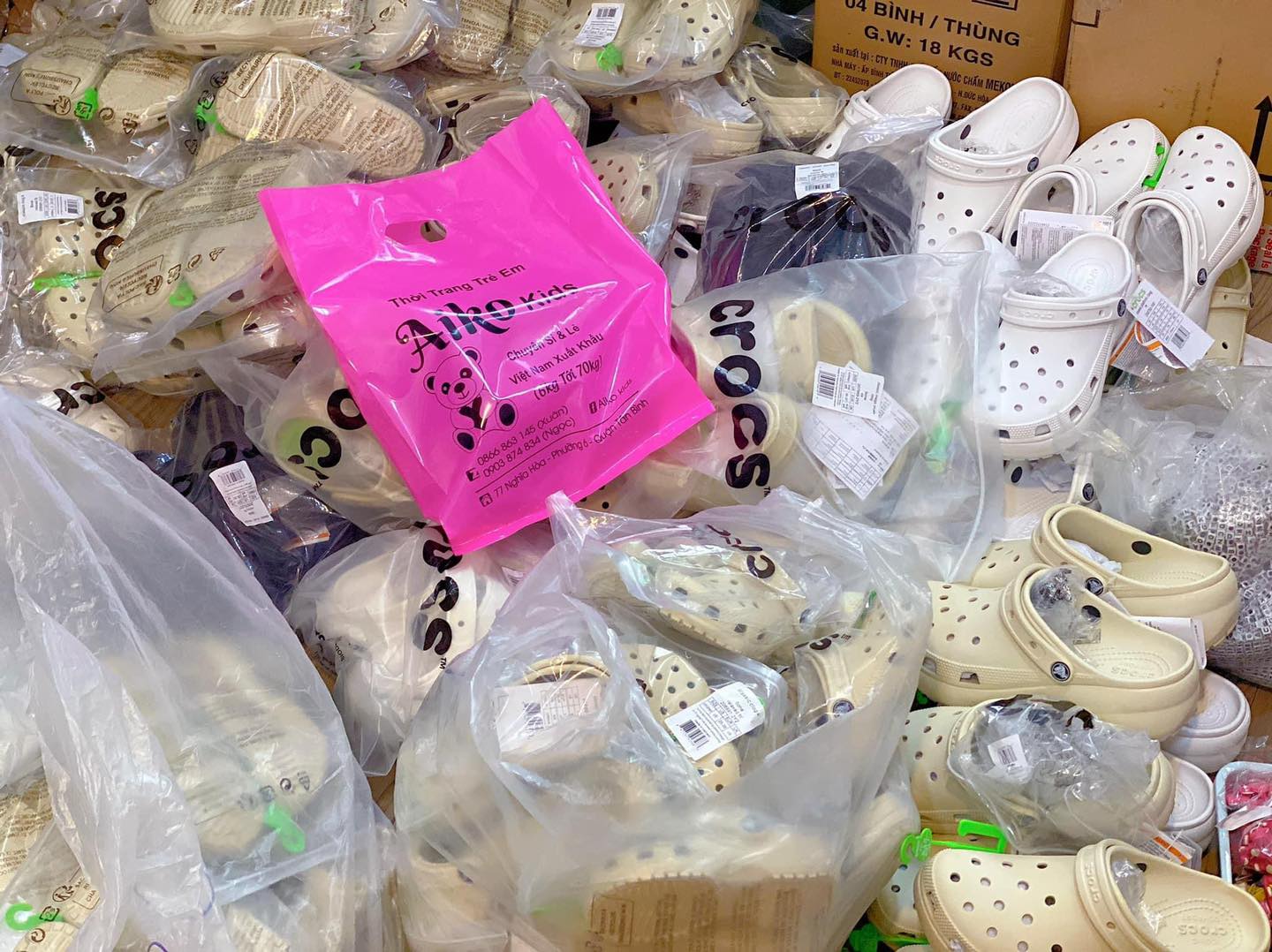 [🆕🇻🇳]  Aiko Kids – Thời Trang Cho Bé – Cửa hàng chuyên dép sục, giày lười và phụ kiện, charm gắn dép 🧑‍🧒❤️️👶⭐️ Hàng ve ngập lối
, shares-0✔️ , likes-5❤️️ , date-2024-08-20 14:47:42🇻🇳🇻🇳🇻🇳📰🆕