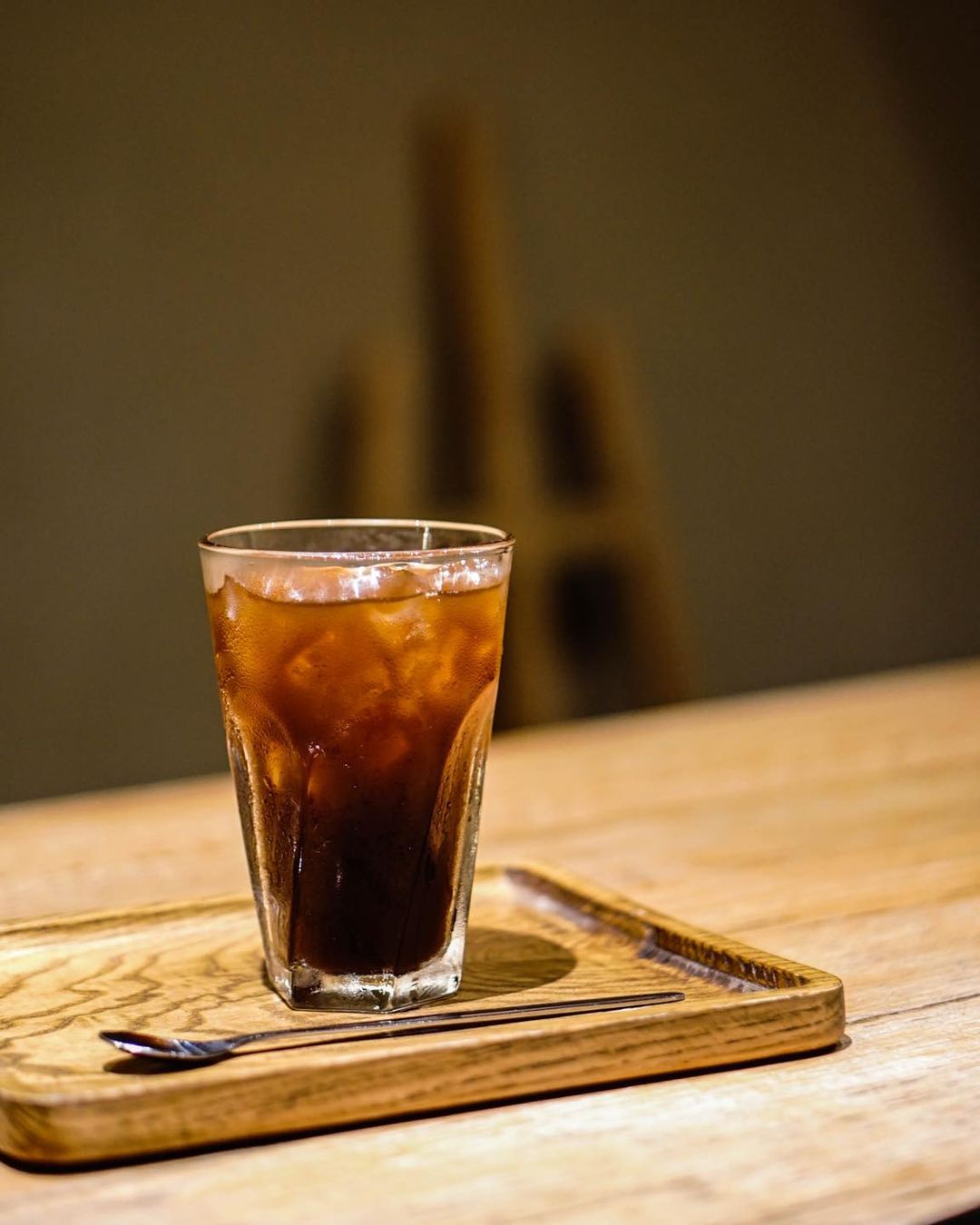 Một cốc Iced Americano mát lạnh vào buổi sáng chứ?
#blackbirdcoffee