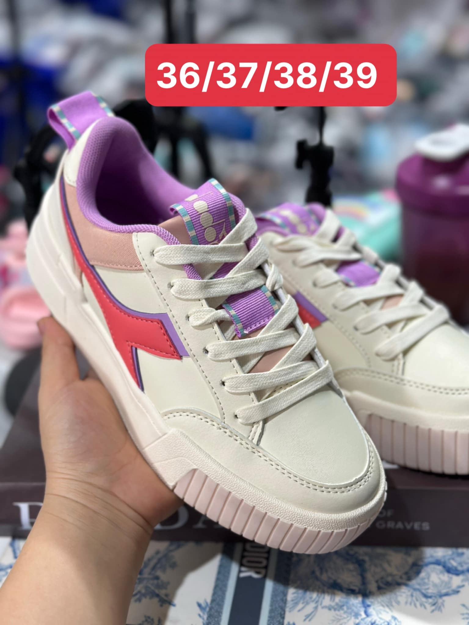 Giày xịn TQXK
Em có lẻ vài đôi size như hình
#2xx