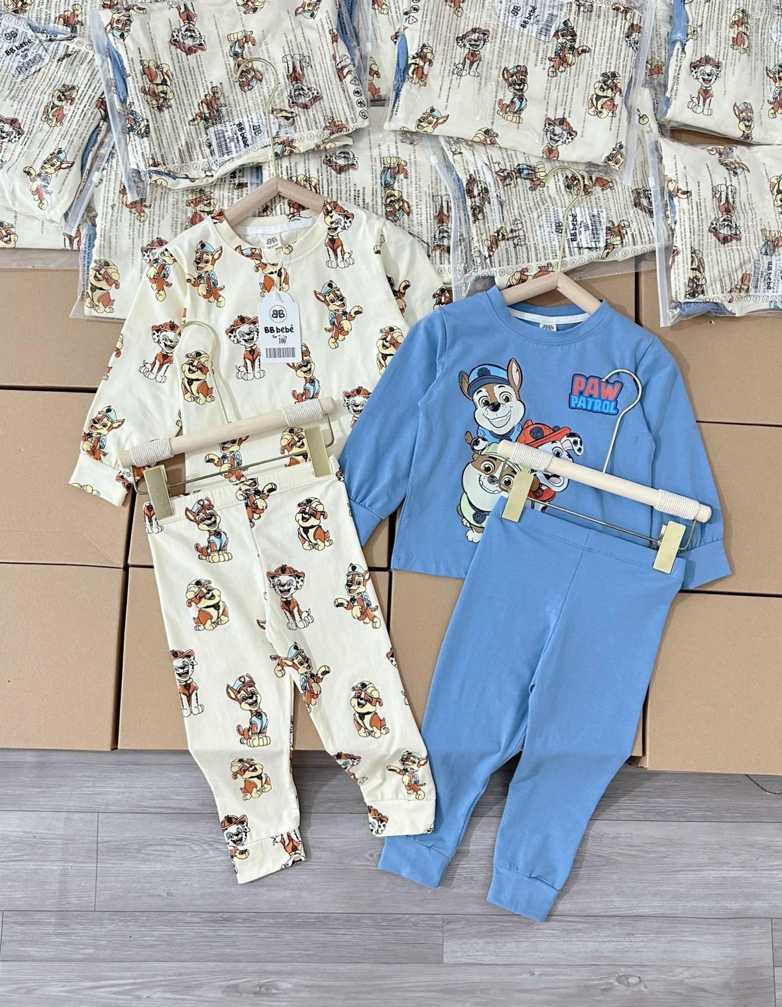 [🆕🇻🇳] Thời Trang Trẻ Em 0 – 6 tuổi Mialy Kids 🧑‍🧒❤️️👶⭐️ Gom deal#lyhs0389.2024
Only #159K / sét 2b
Sll ib giảm thêm
OD 5-7 NGÀYĐầu mùa em lên sét bé trai chó cứu hộ đỉnh chópHOT : SÉT 2 BỘ COTTON DÀI  , shares-0✔️ , likes-4❤️️ , date-2024-07-16 01:40:18🇻🇳🇻🇳🇻🇳📰🆕