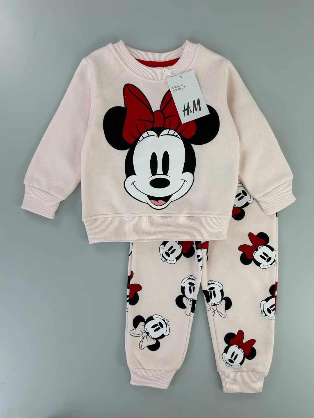 [🆕🇻🇳]  Aiko Kids – Thời Trang Cho Bé – Cửa hàng chuyên dép sục, giày lười và phụ kiện, charm gắn dép 🧑‍🧒❤️️👶⭐️ Sục C.lassic  đơn giản – tiện lợi -linh hoạt 
– Đặc trưng của dòng c.lassic nhẹ , mềm , chống trơn trượt chống hôi chân,thiết kế các lỗ xung quanh thông th , shares-1✔️ , likes-4❤️️ , date-2024-09-04 03:21:03🇻🇳🇻🇳🇻🇳📰🆕