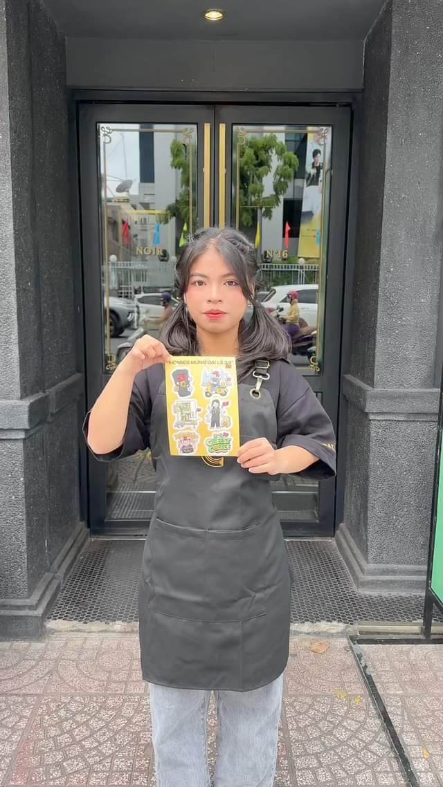 Hòa mình cùng không khí tươi vui của Đại lễ Quốc Khánh 2/9, Cheese xin chúc Homies một kỳ nghỉ lễ vui vẻ hết sẩy bên những ngườ