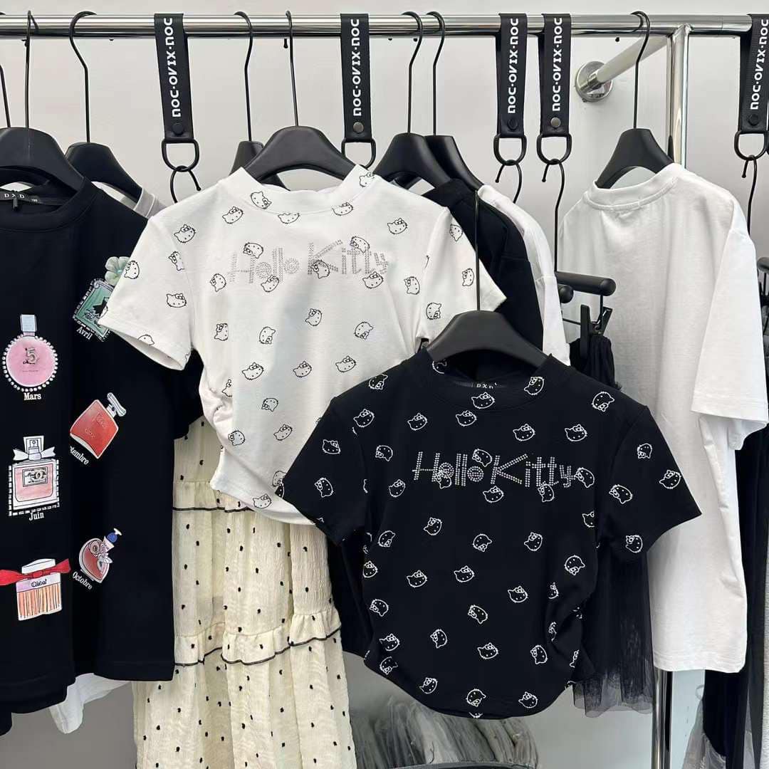 [🆕🇻🇳]  Hoàng Khánh Ly  ( VaniHouse Kids ) 🧑‍🧒❤️️👶⭐️ ~ ~ 𝗛 𝗔̀ 𝗡 𝗚 𝗖 𝗢́ 𝗦 𝗔̆̃ 𝗡 tại Vanihouse Kids Clothings sz16~48kgggg
______________________________________________
Vani’s House kids by Hoàng Khánh Ly
•  , shares-0✔️ , likes-4❤️️ , date-2024-09-05 17:45:30🇻🇳🇻🇳🇻🇳📰🆕