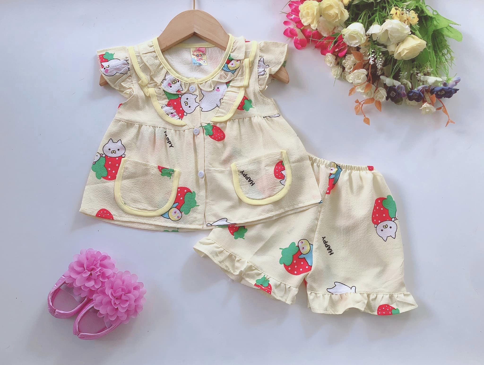 [🆕🇻🇳] Duy khang shop – Shop chuyên mua bán quần áo trẻ em giá rẻ 🧑‍🧒❤️️👶⭐️ Pizama ngắn 
 Bé 7 đến 12 ký 
 3 bộ 100k
 , shares-0✔️ , likes-71❤️️ , date-2024-09-07 00:18:48🇻🇳🇻🇳🇻🇳📰🆕