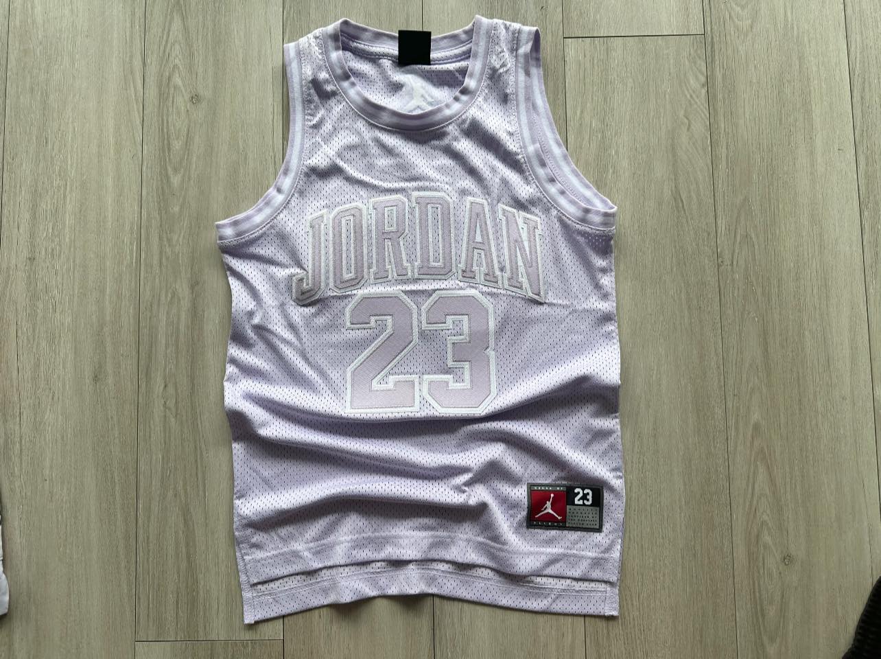 [🆕🇻🇳]  Yuri Misu – Chuyên Chuyên Quần áo Trẻ em Vnxk , Original, authentic, Cambo xuất khẩu 😎❤️️⭐️ Lẻ áo tanktop- bóng rổ màu tím nhạt đẹp như hình sale nhanh #169k
8/10 27-33kg
10/12 34-40kg
12/13 41-48kg
13/15 48-56kg
, shares-1✔️ , likes-1❤️️ , date-2024-09-05 22:43:58🇻🇳🇻🇳🇻🇳📰🆕