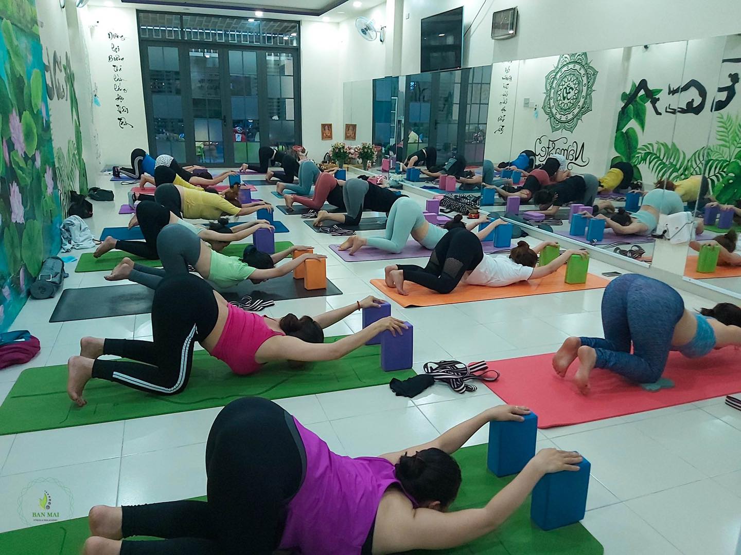 [🆕🇻🇳] Bảo Ngọc Yogi – 💜Chia sẻ kiến thức Yoga💜 🧘 Top1Yoga 🤸🏻‍♀️ Không đẹp , không thoải mái e không lấy xèng
 Trẻ trung, năng động, nhìn đồ là muốn đi tập rồi
 E chạy s.a.le #299k/ 1set
 , shares-0✔️ , likes-5❤️️ , date-2024-09-07 12:04:38🇻🇳🇻🇳🇻🇳📰🆕