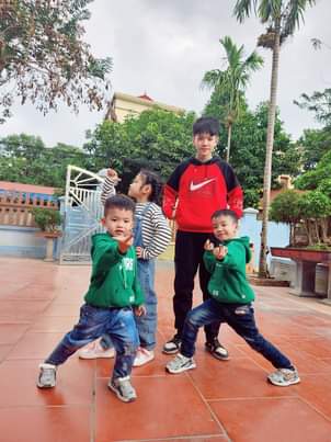 [🆕🇻🇳] HollaBaby – Thiết kế cho bé 🧑‍🧒❤️️👶⭐️ Phong cách Vest Váy 2023 Váy không tay hai vòng của phụ nữ Váy phong cách phương Tây
Năm nay cover lại mẫu tke siêu đình đám nì mng ơi  Thời tiết quá đẹp đ , shares-0✔️ , likes-1❤️️ , date-2023-11-05 07:53:48🇻🇳🇻🇳🇻🇳📰🆕