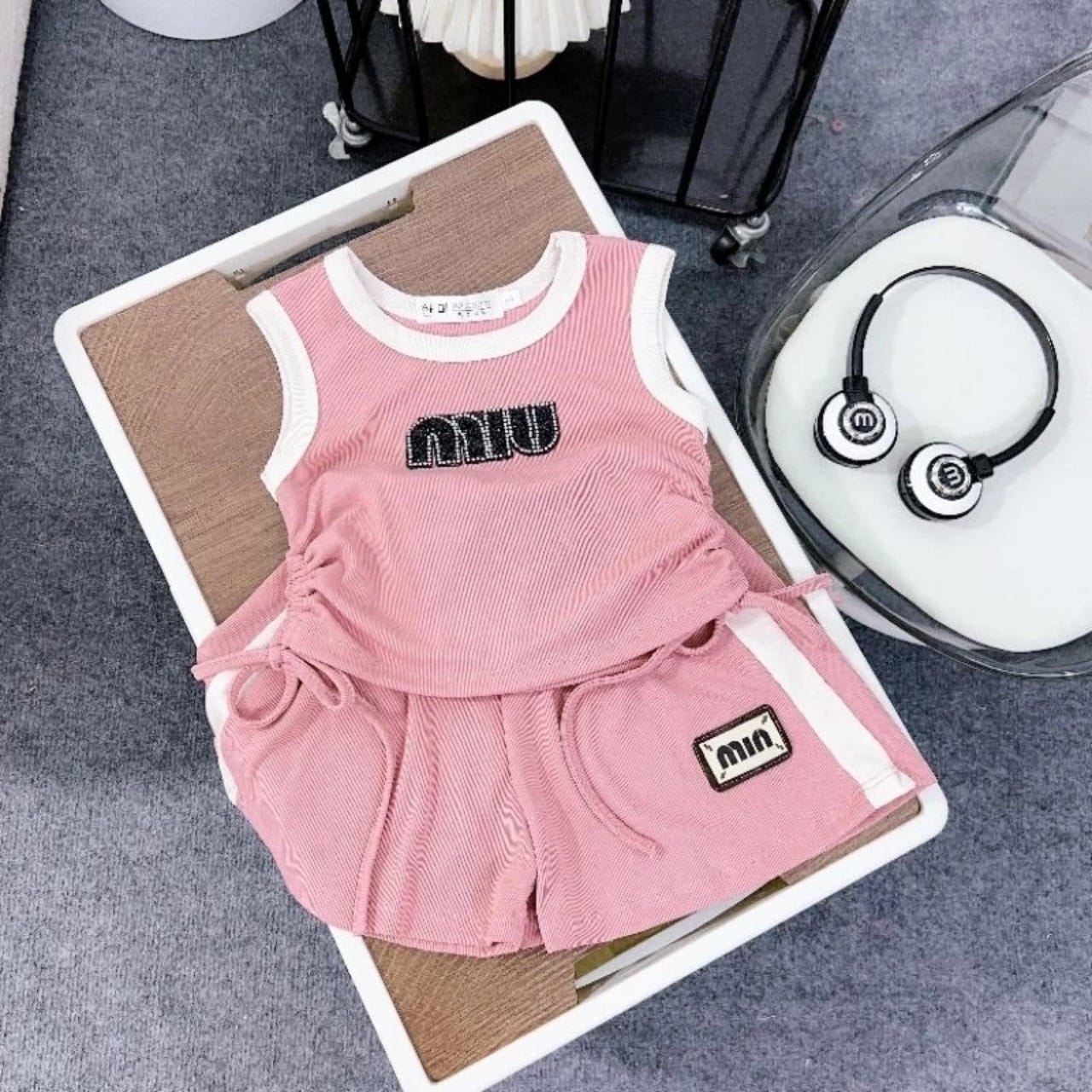 Sét #balo Miu siêu đẹp về rồi ạ!!
Xả kho #49k /1 bộ . 4b #Freeship.
Đủ size: 6kg - 45kg
Vải thun cotton cao cấp mềm mại, co giãn thoải mái..
Kiểu dáng