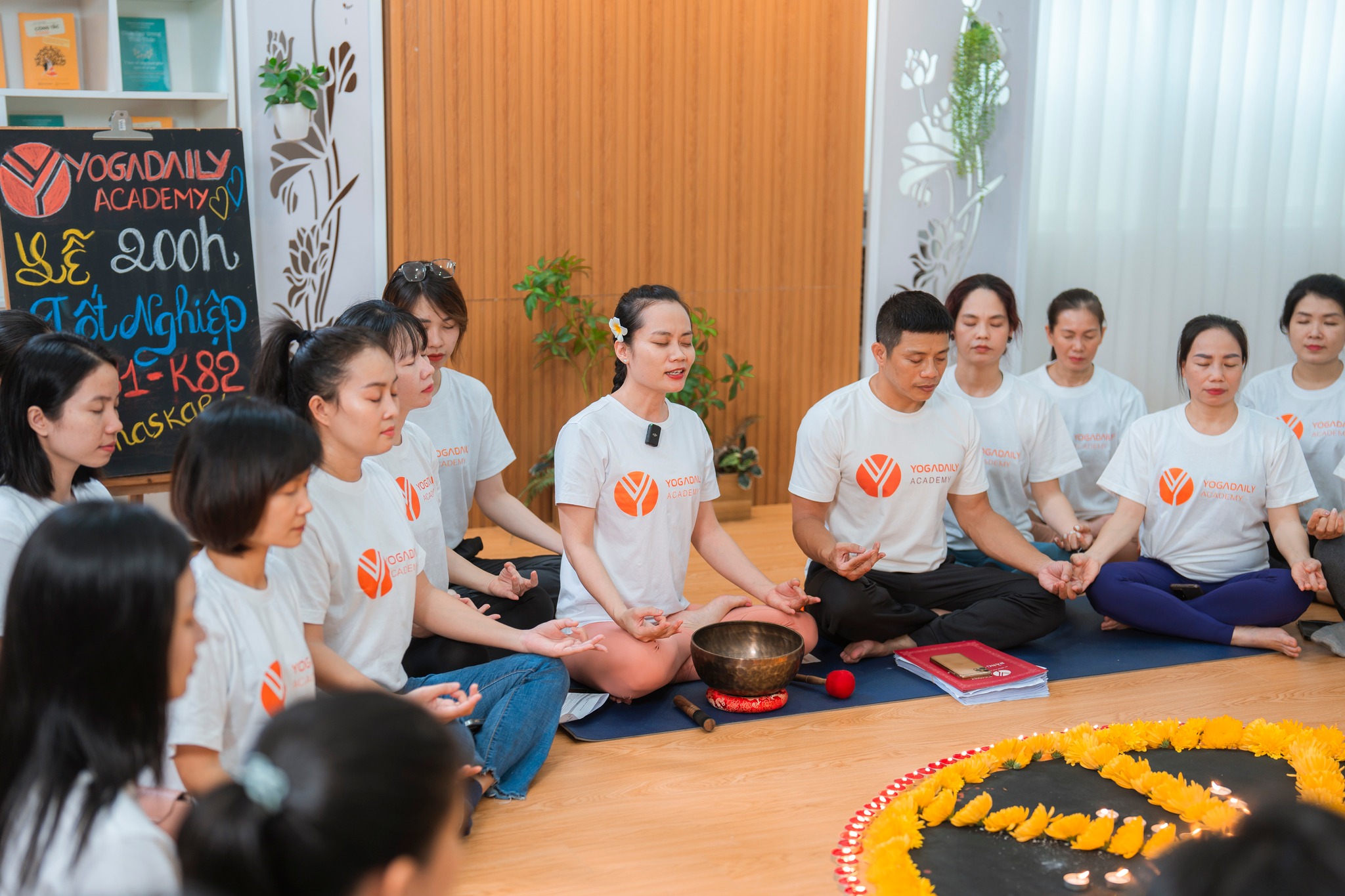 [🆕🇻🇳] Yogadaily – Trung tâm Yoga uy tín tại TPHCM 🧘 Top1Yoga 🧘  YÊU THƯƠNG VÀ SỢ HÃI

Cảm xúc của con người có thể được chia làm hai loại cơ bản: yêu thương và sợ hãi. 

 Những xúc cảm yêu thương như: lòng biết ơn, sự  , shares-0✔️ , likes-0❤️️ , date-2024-07-23 18:00:07🇻🇳🇻🇳🇻🇳📰🆕
